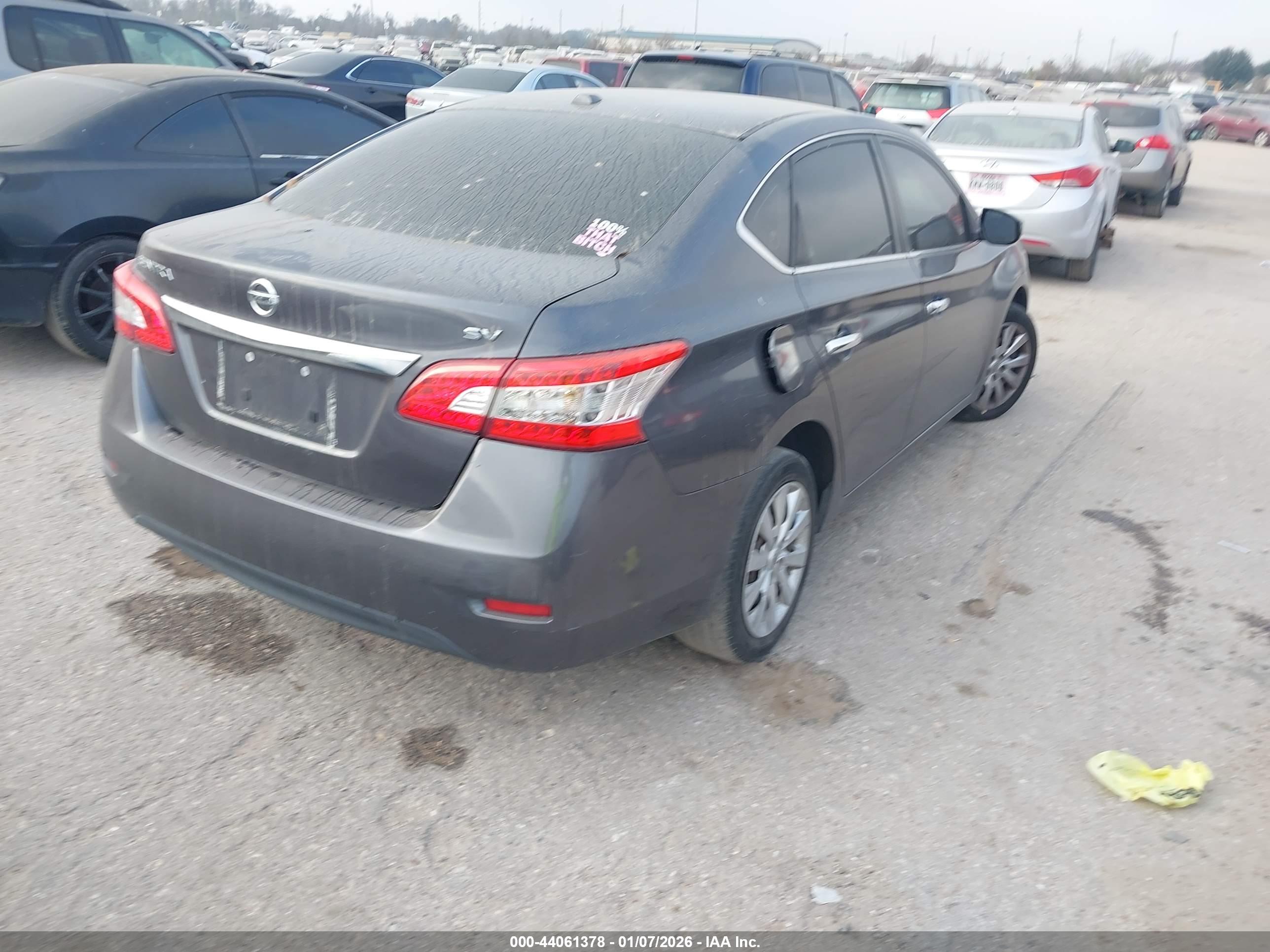 NISSAN SENTRA image 4