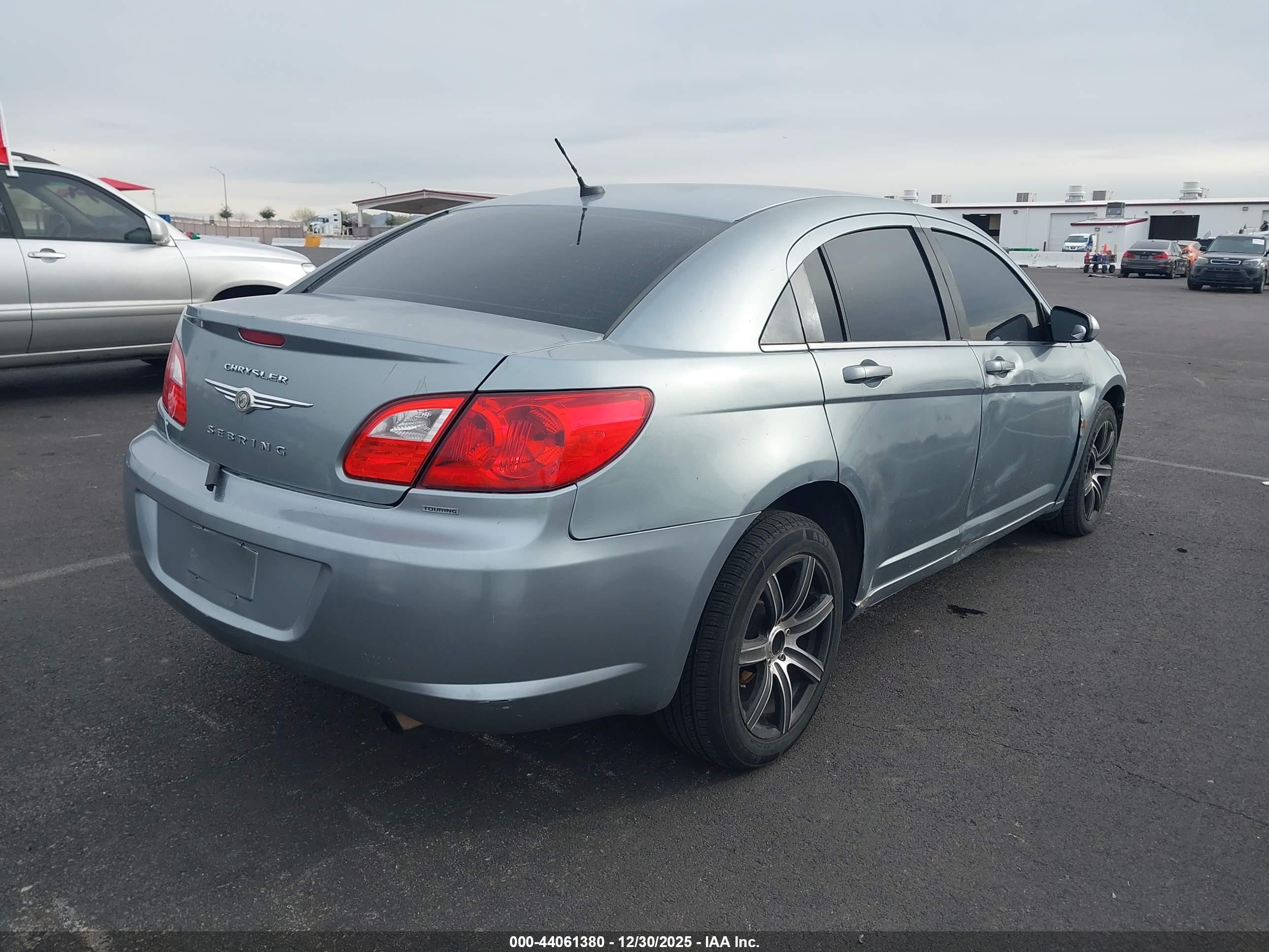 CHRYSLER SEBRING image 4
