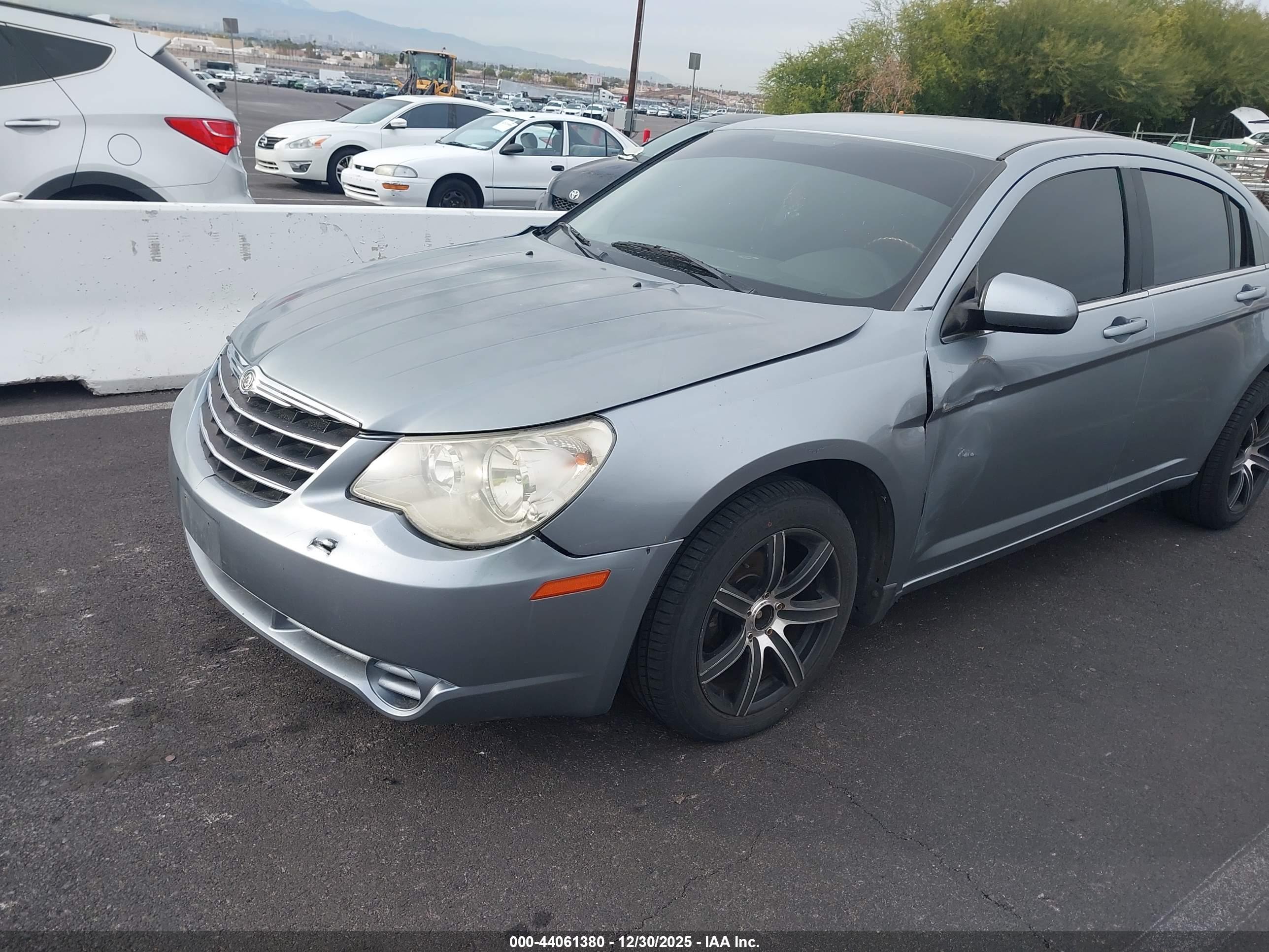 CHRYSLER SEBRING image 6