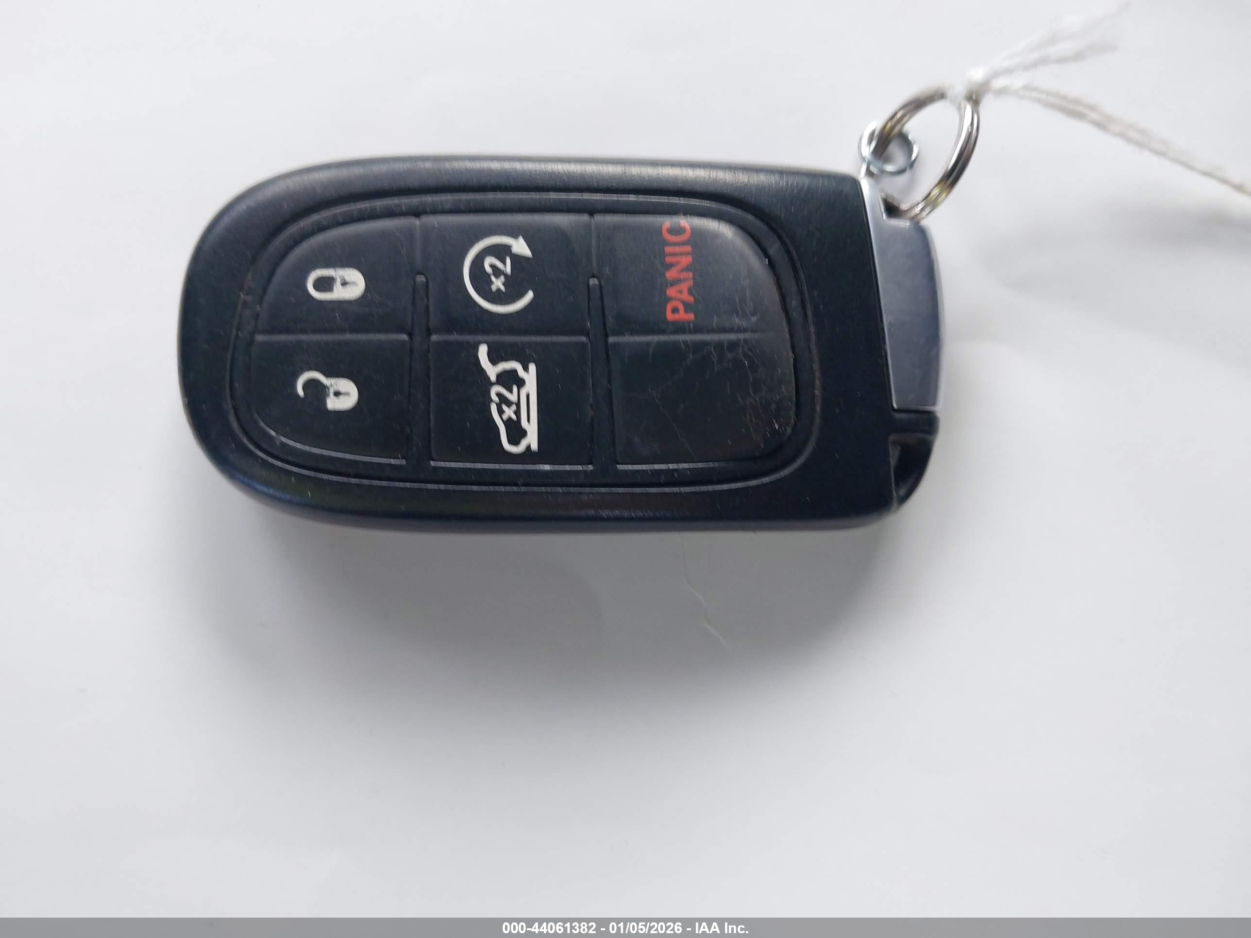 JEEP CHEROKEE image 11