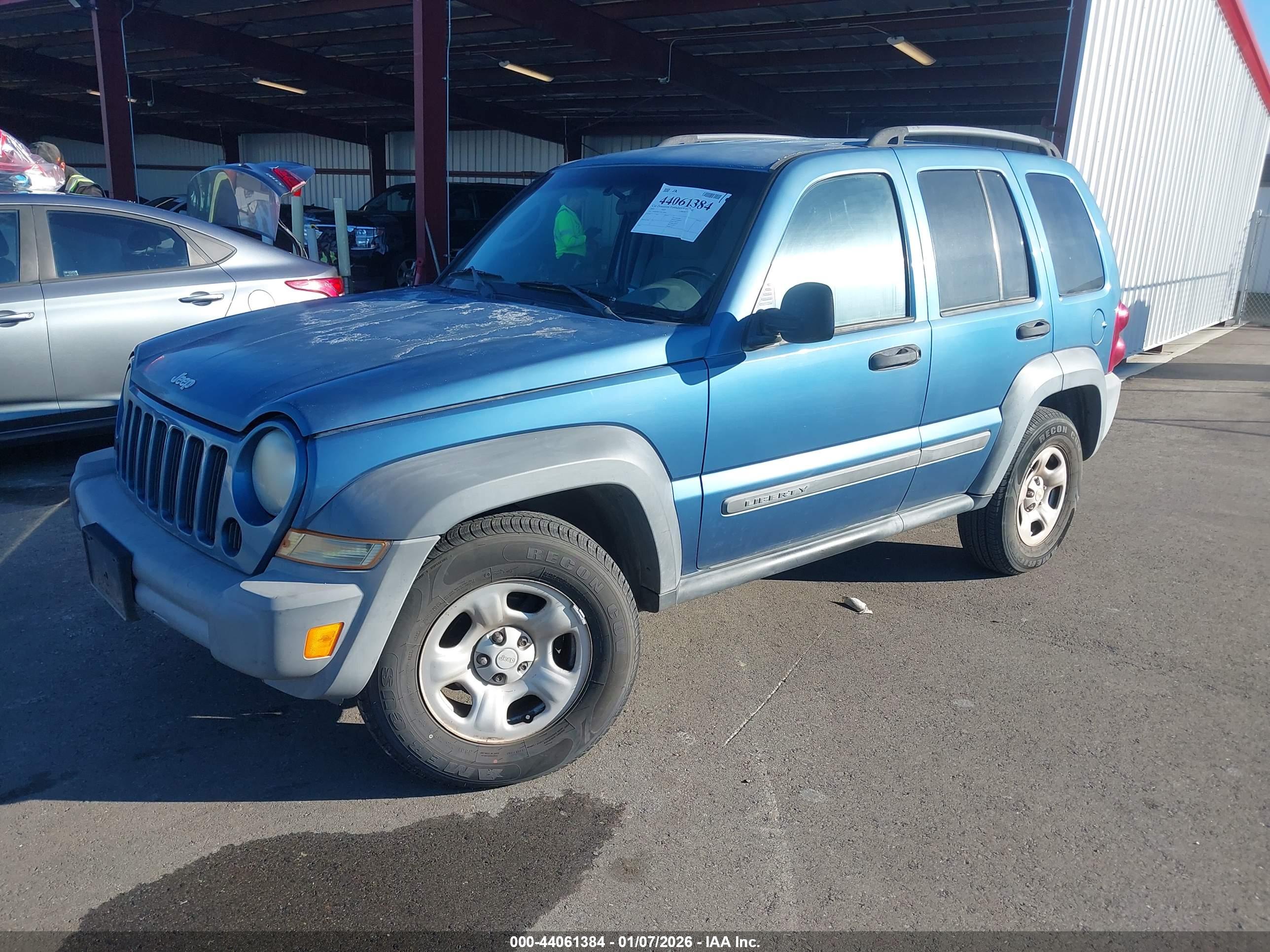 JEEP LIBERTY image 2
