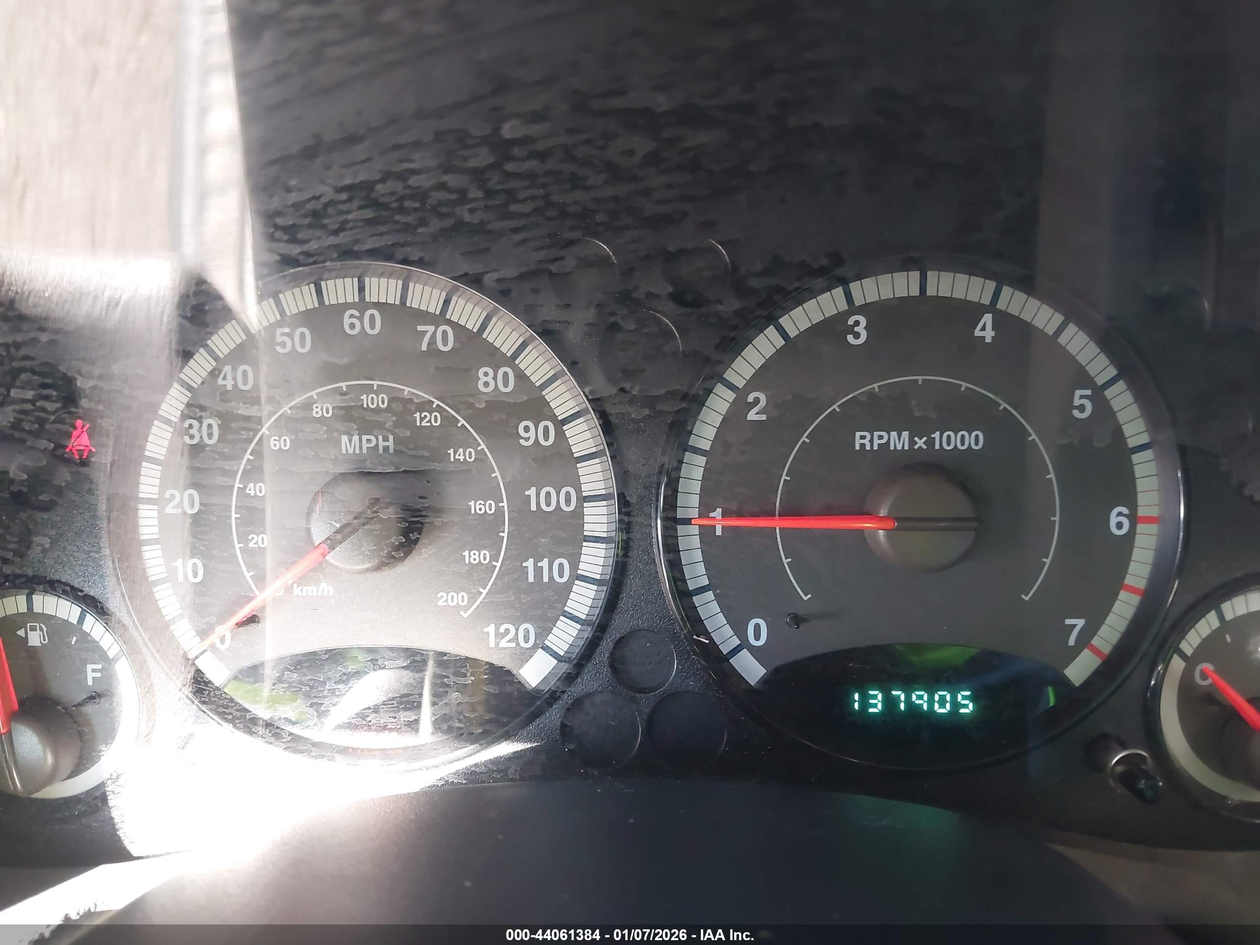JEEP LIBERTY image 7