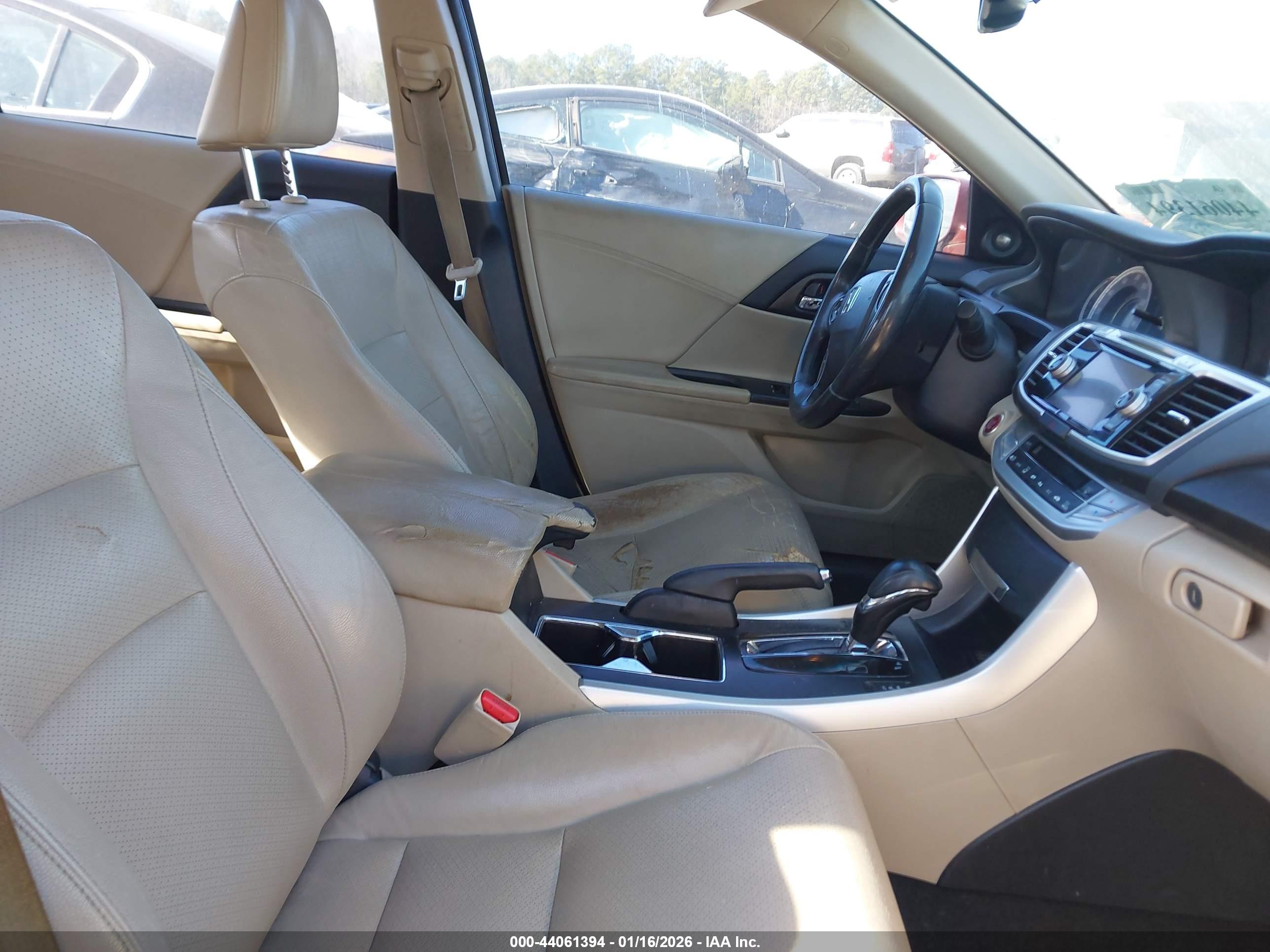 HONDA ACCORD image 5