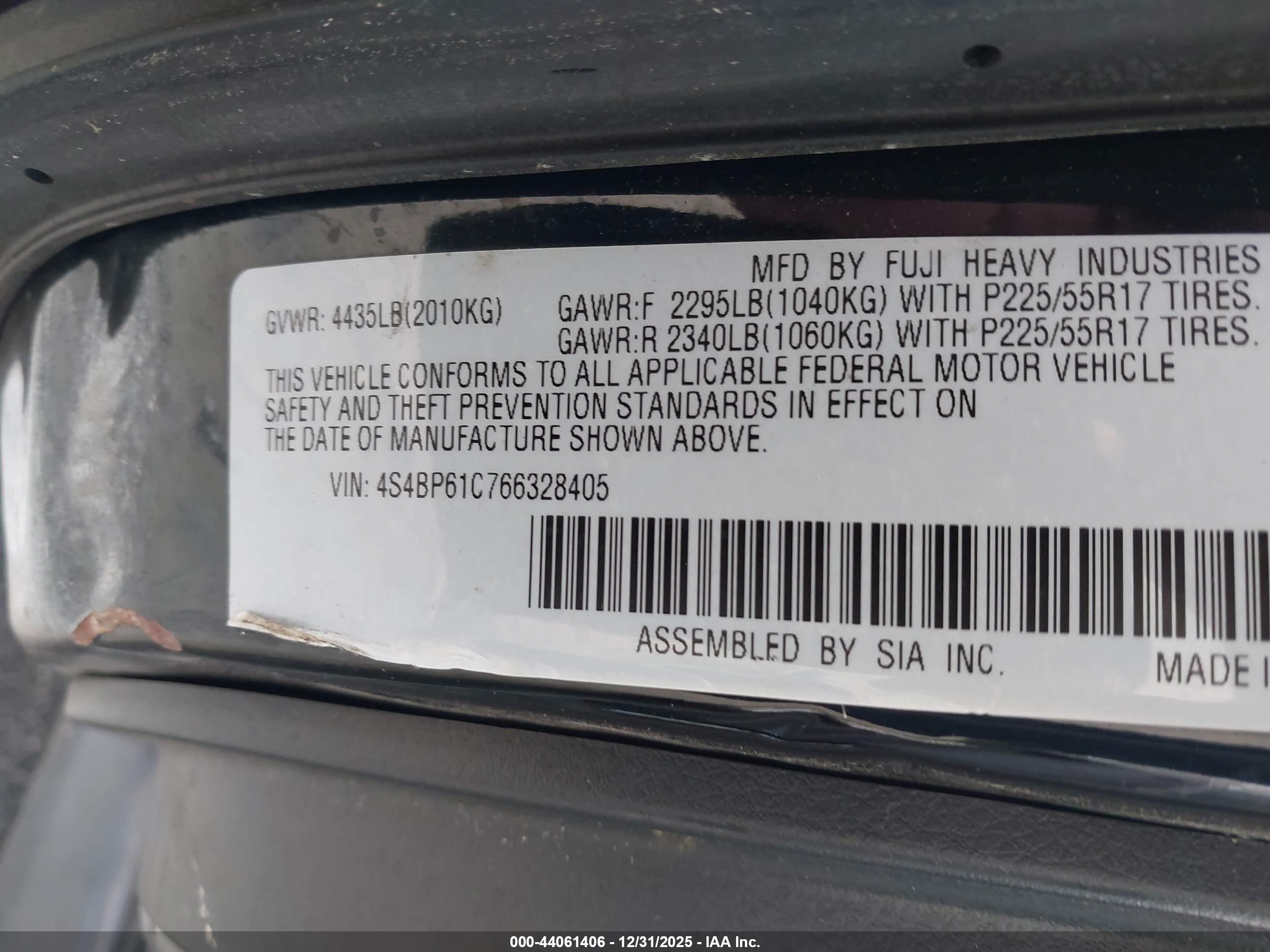 SUBARU OUTBACK image 9