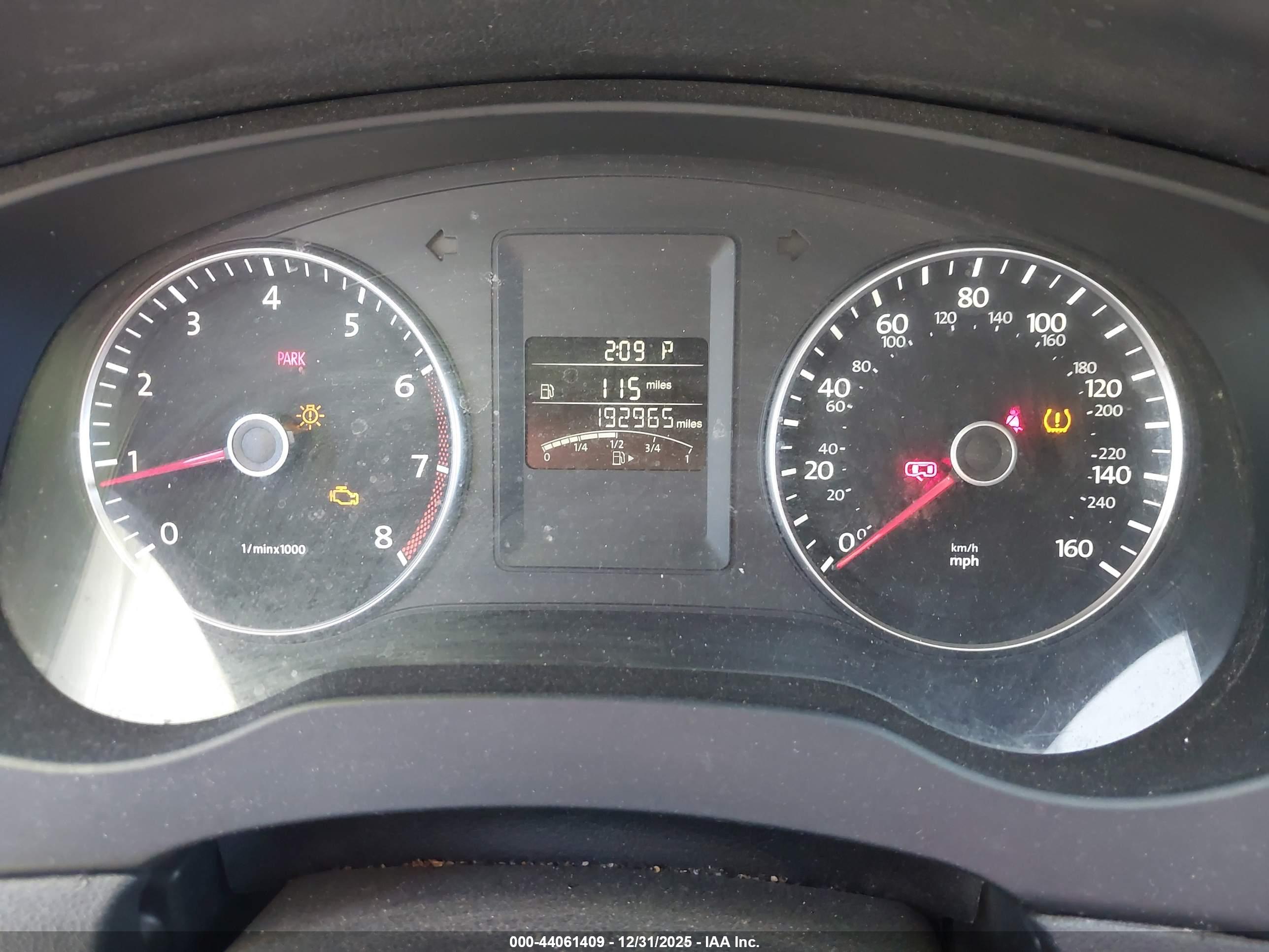 VOLKSWAGEN JETTA image 7