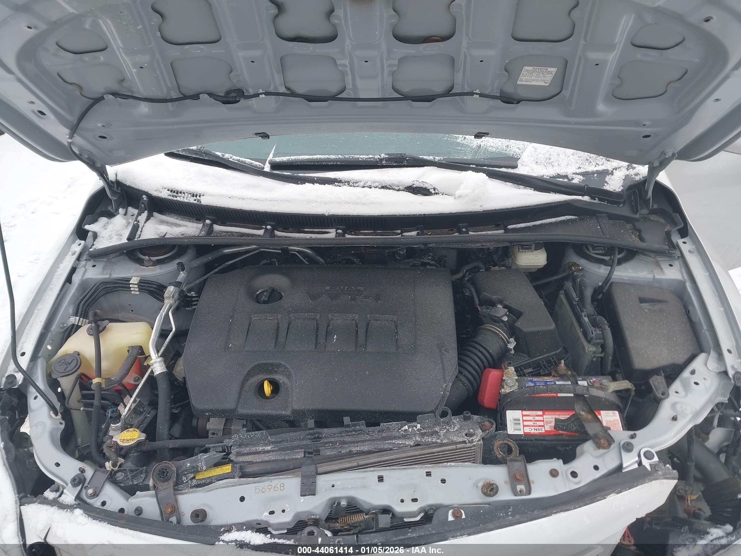 TOYOTA COROLLA image 10