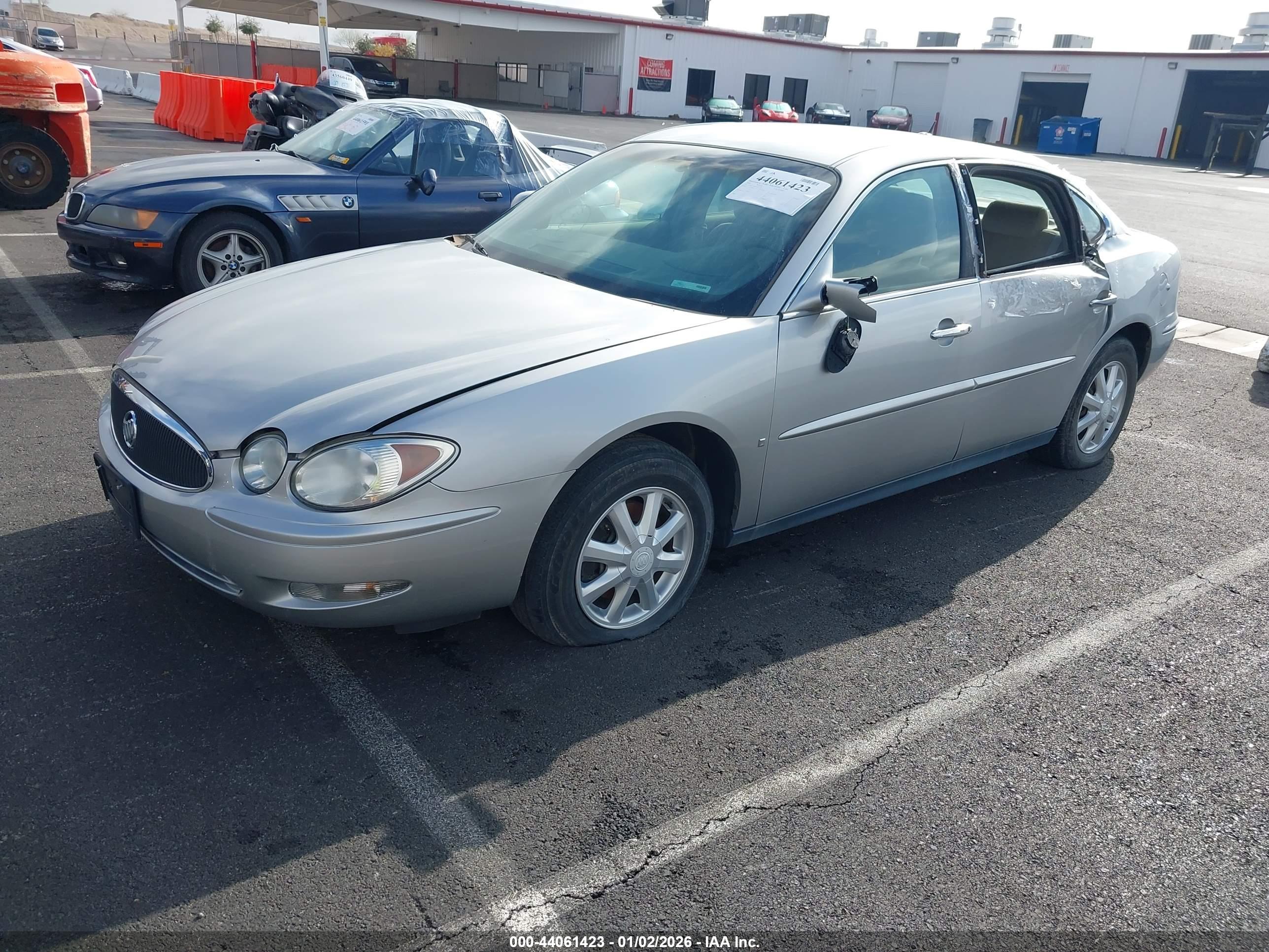 BUICK LACROSSE image 2