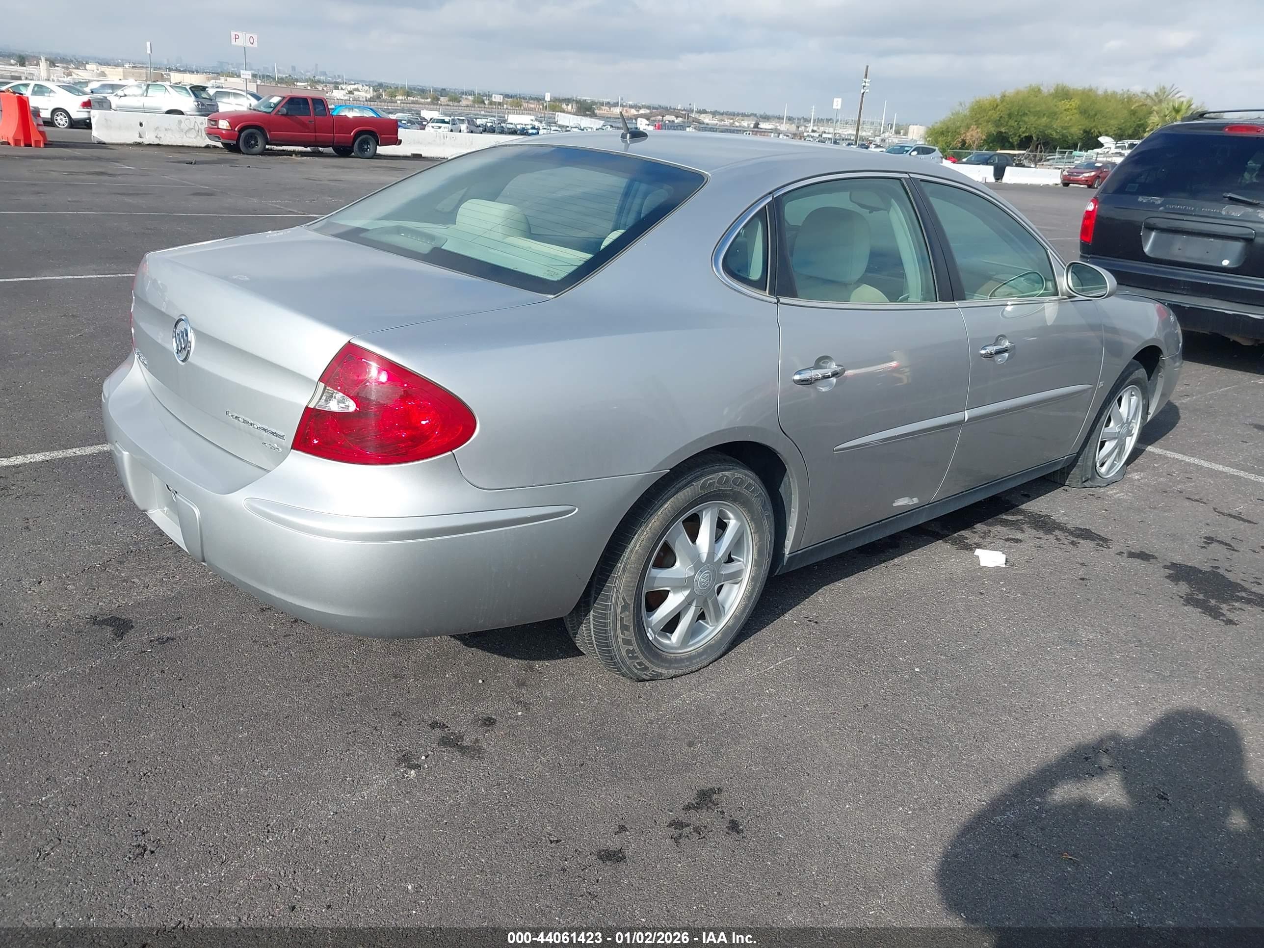 BUICK LACROSSE image 4