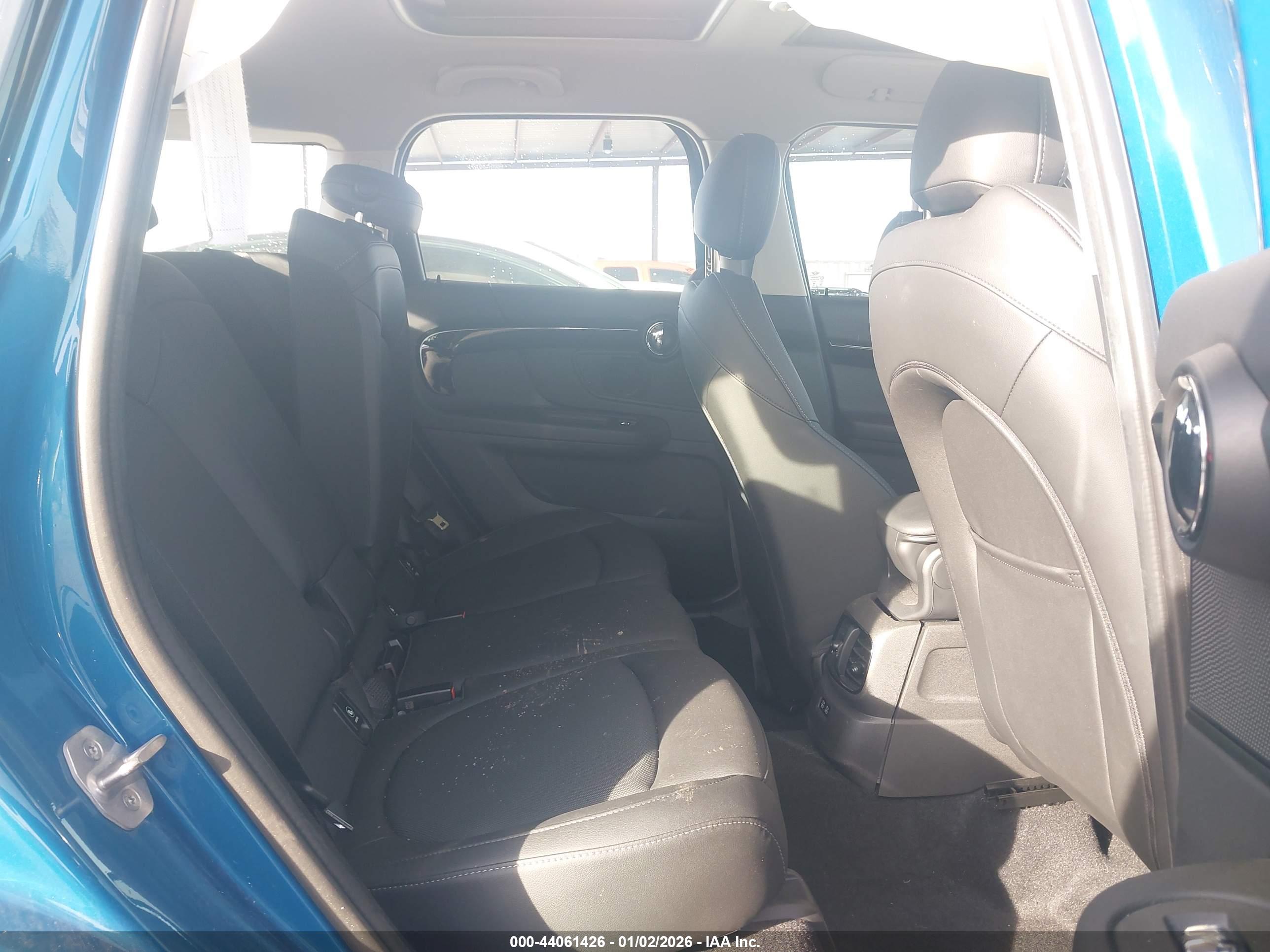 MINI COUNTRYMAN image 8