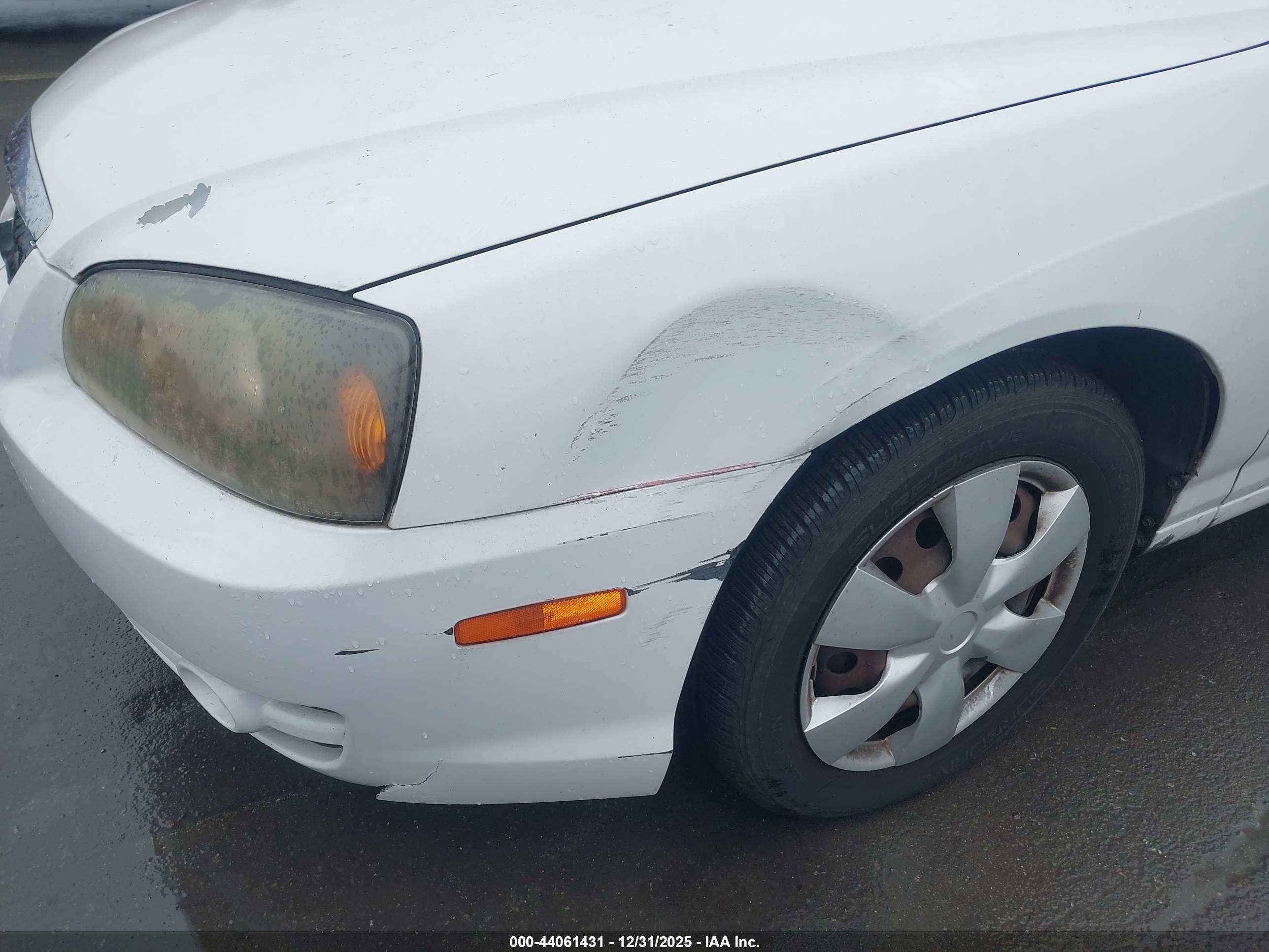 HYUNDAI ELANTRA image 6