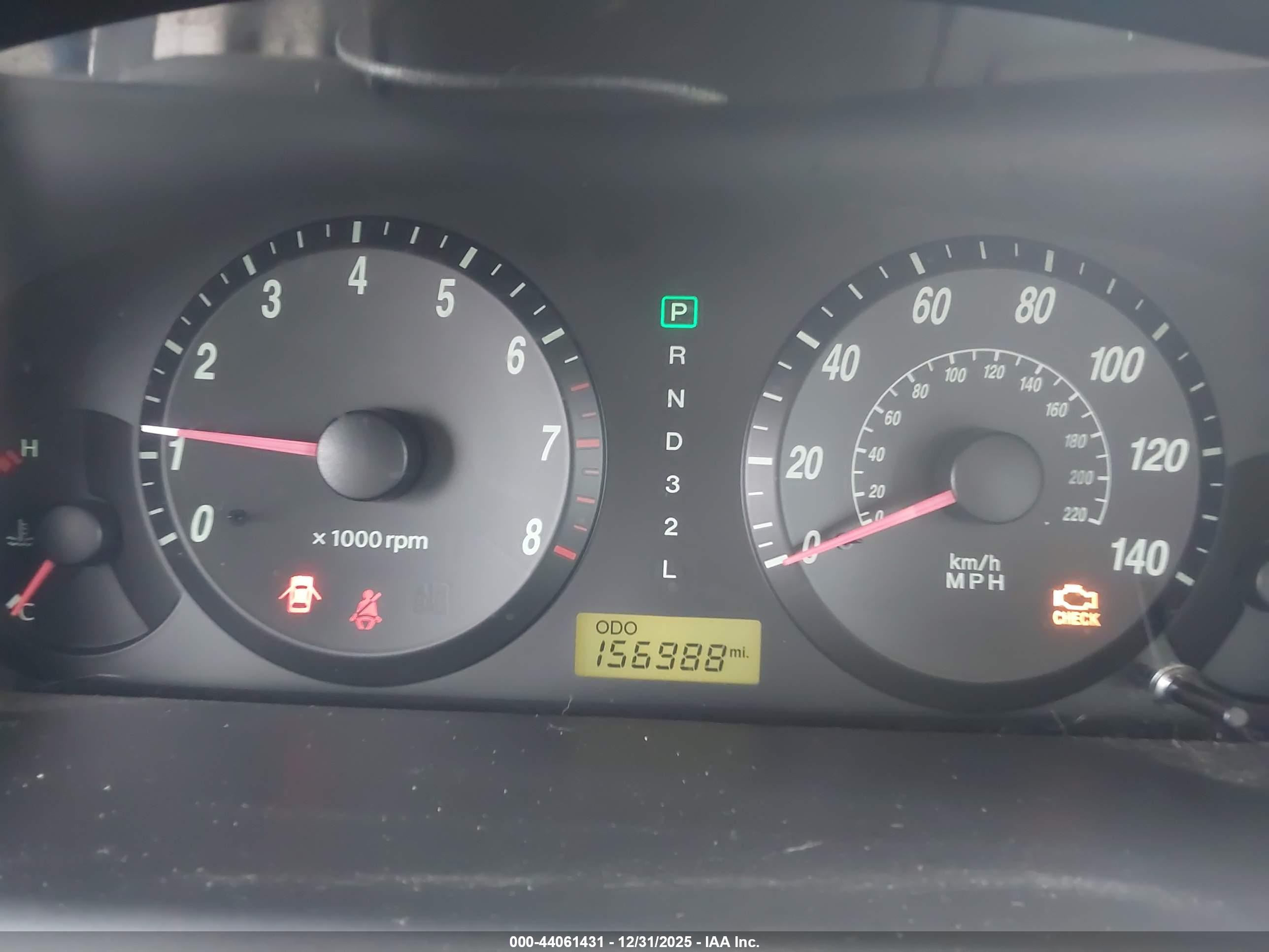HYUNDAI ELANTRA image 7
