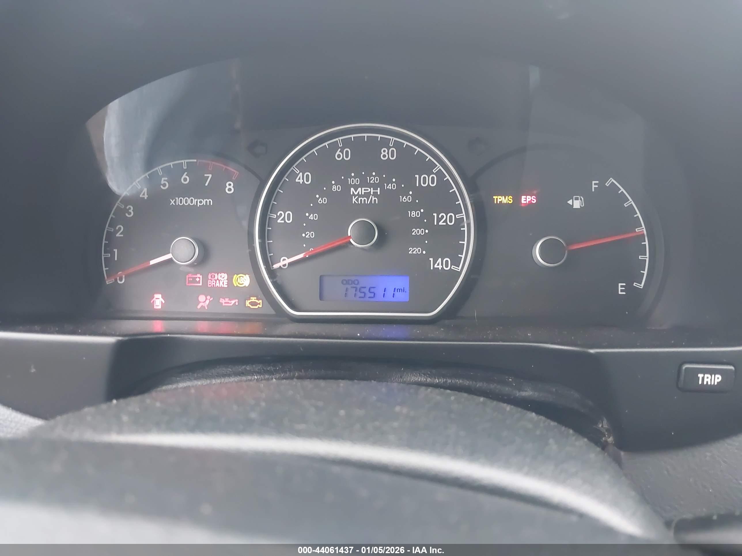 HYUNDAI ELANTRA image 7