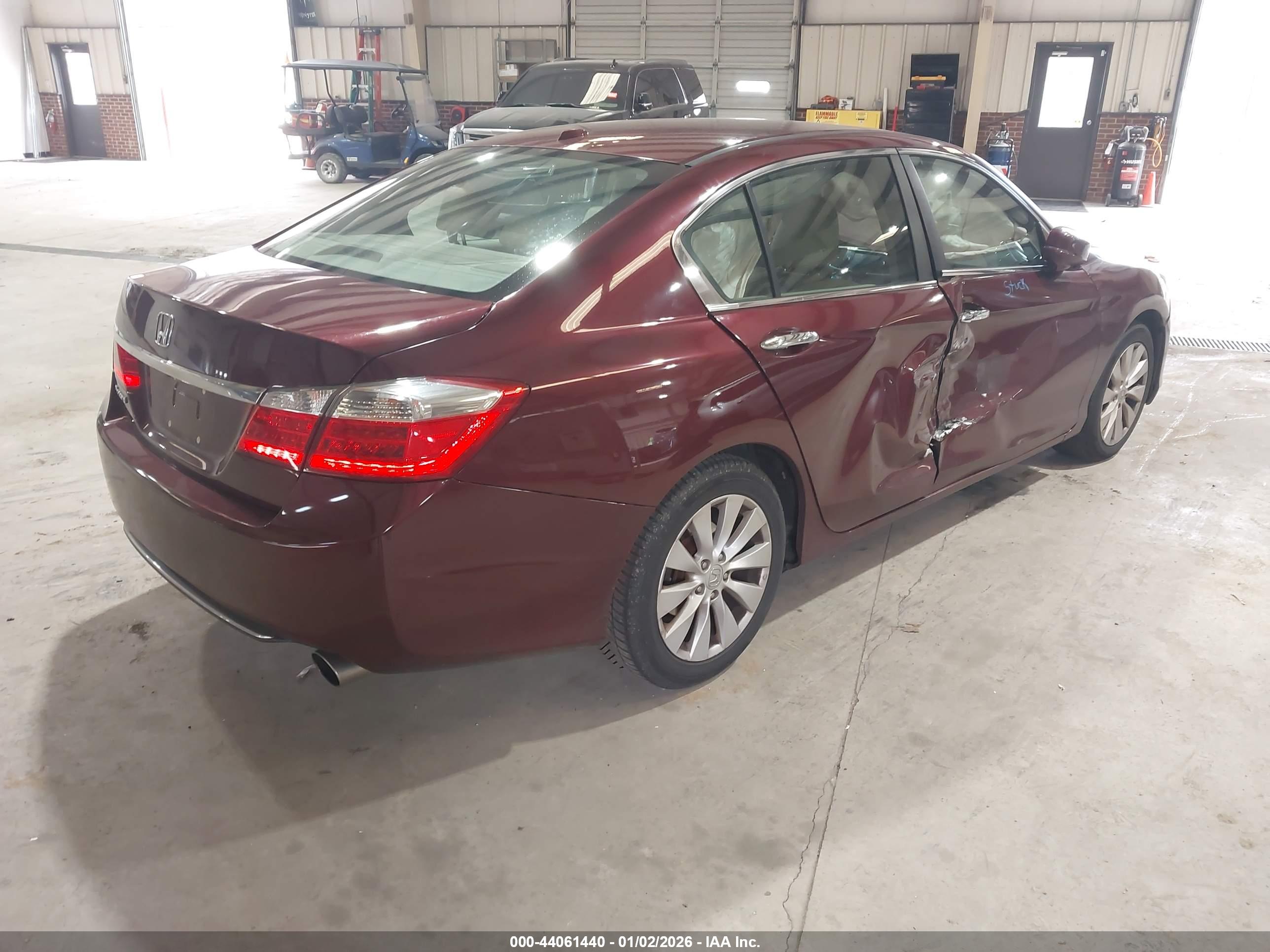 HONDA ACCORD image 4