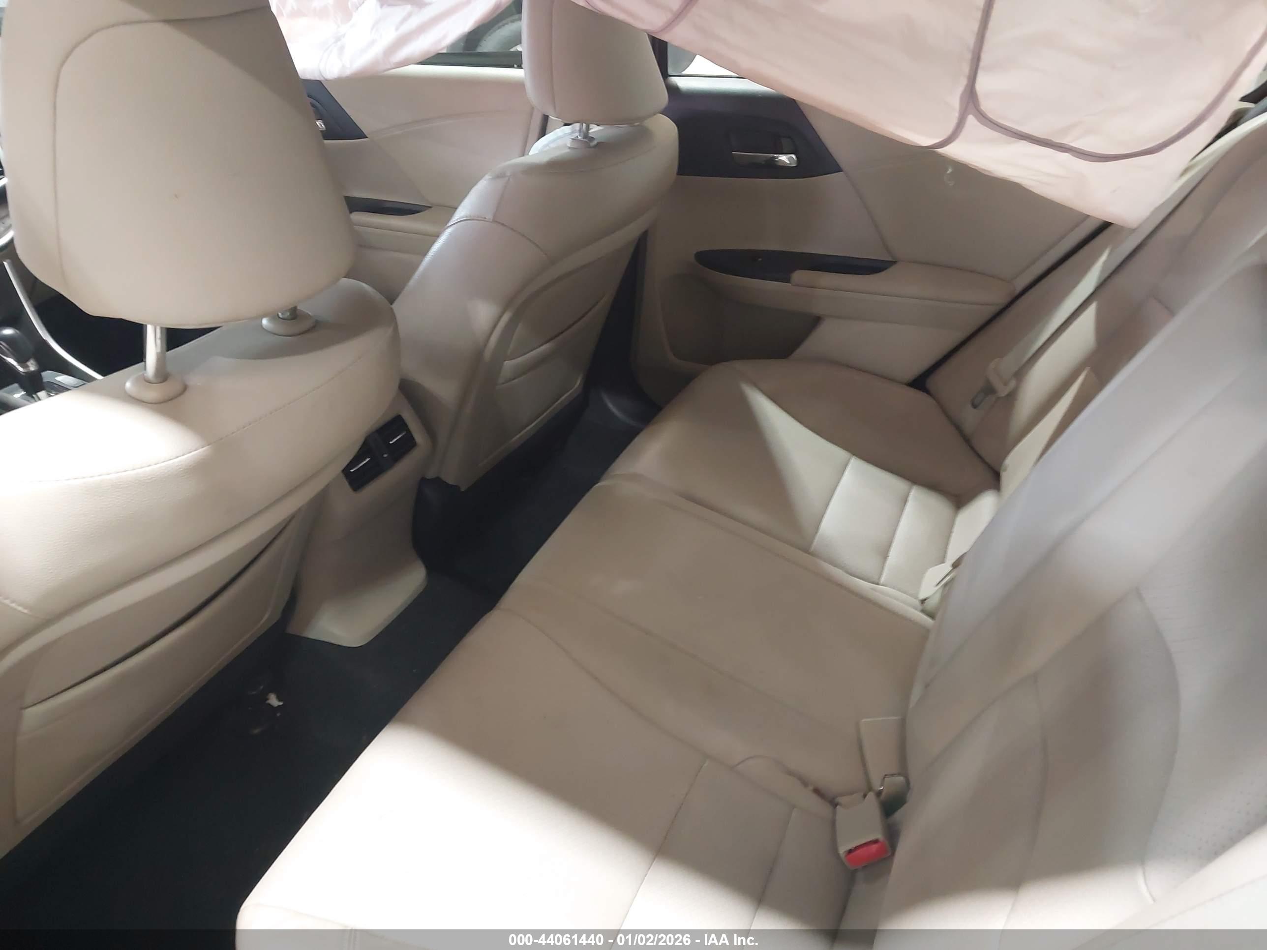 HONDA ACCORD image 8