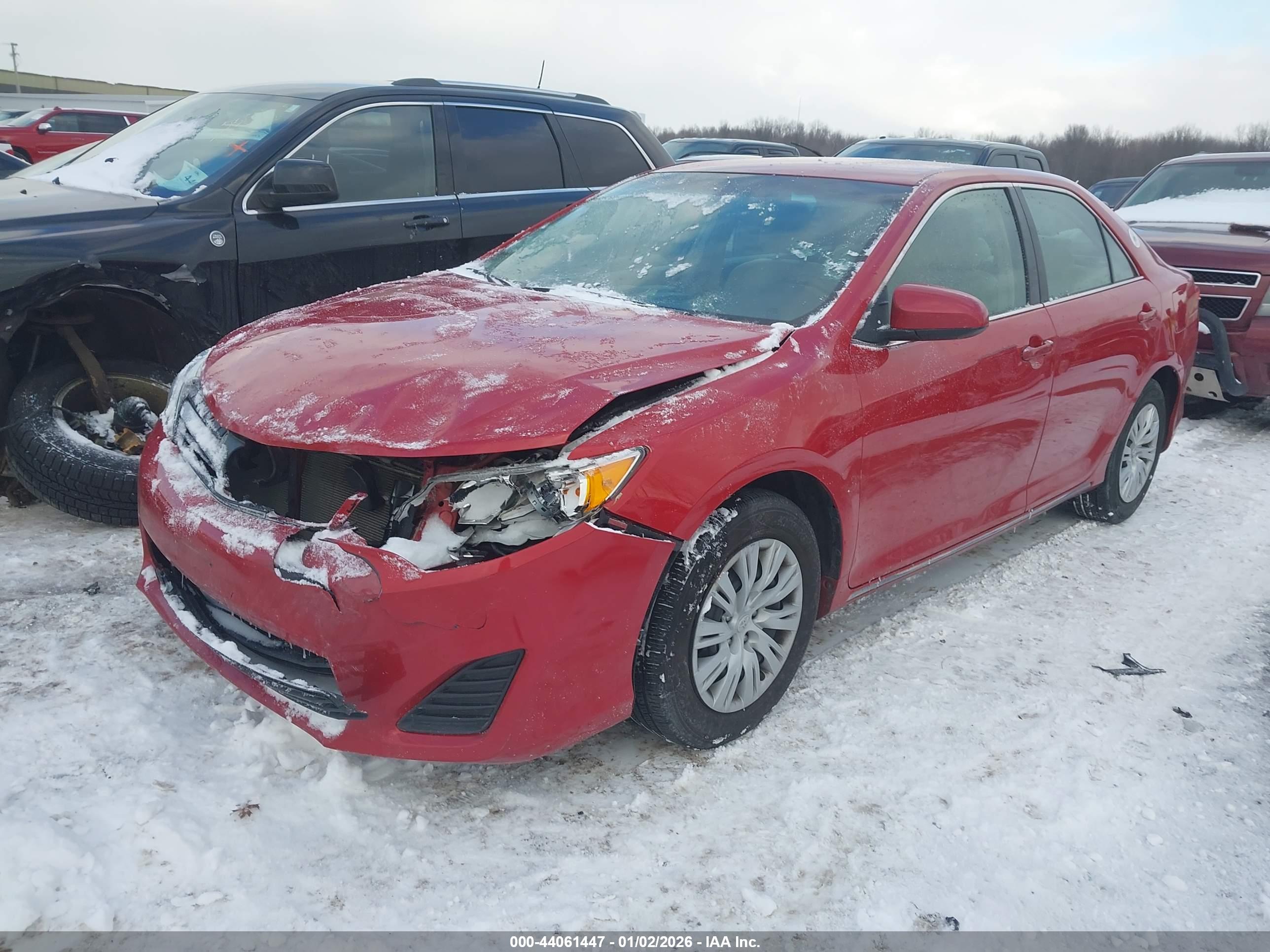 TOYOTA CAMRY image 2