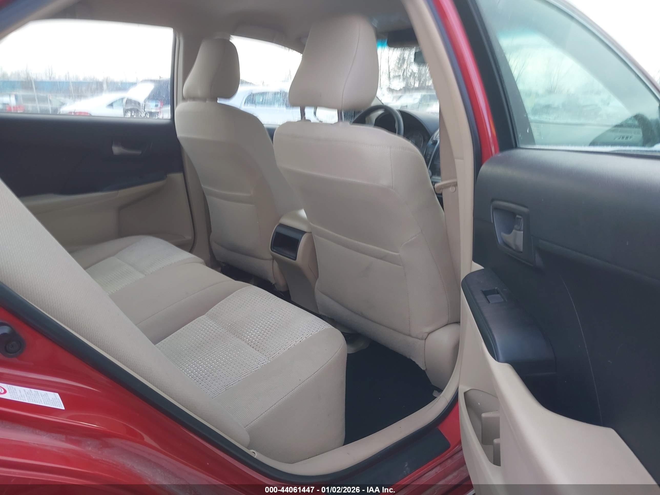 TOYOTA CAMRY image 8