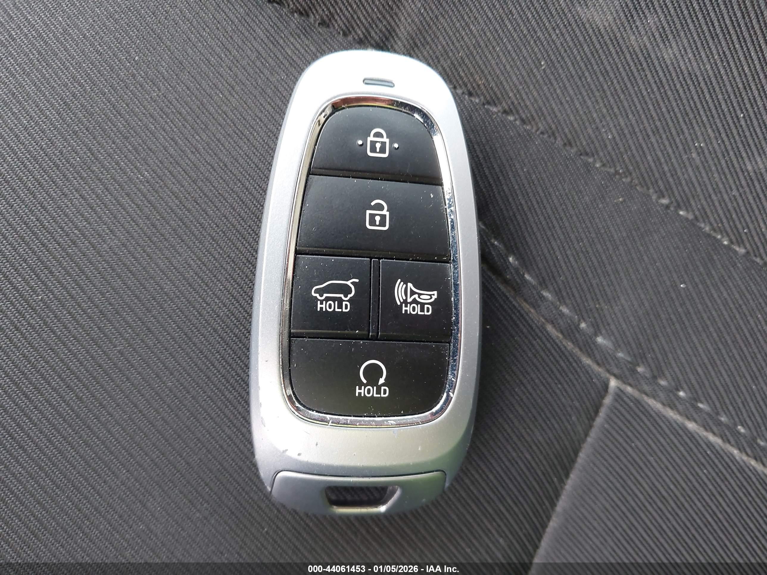 HYUNDAI TUCSON image 11