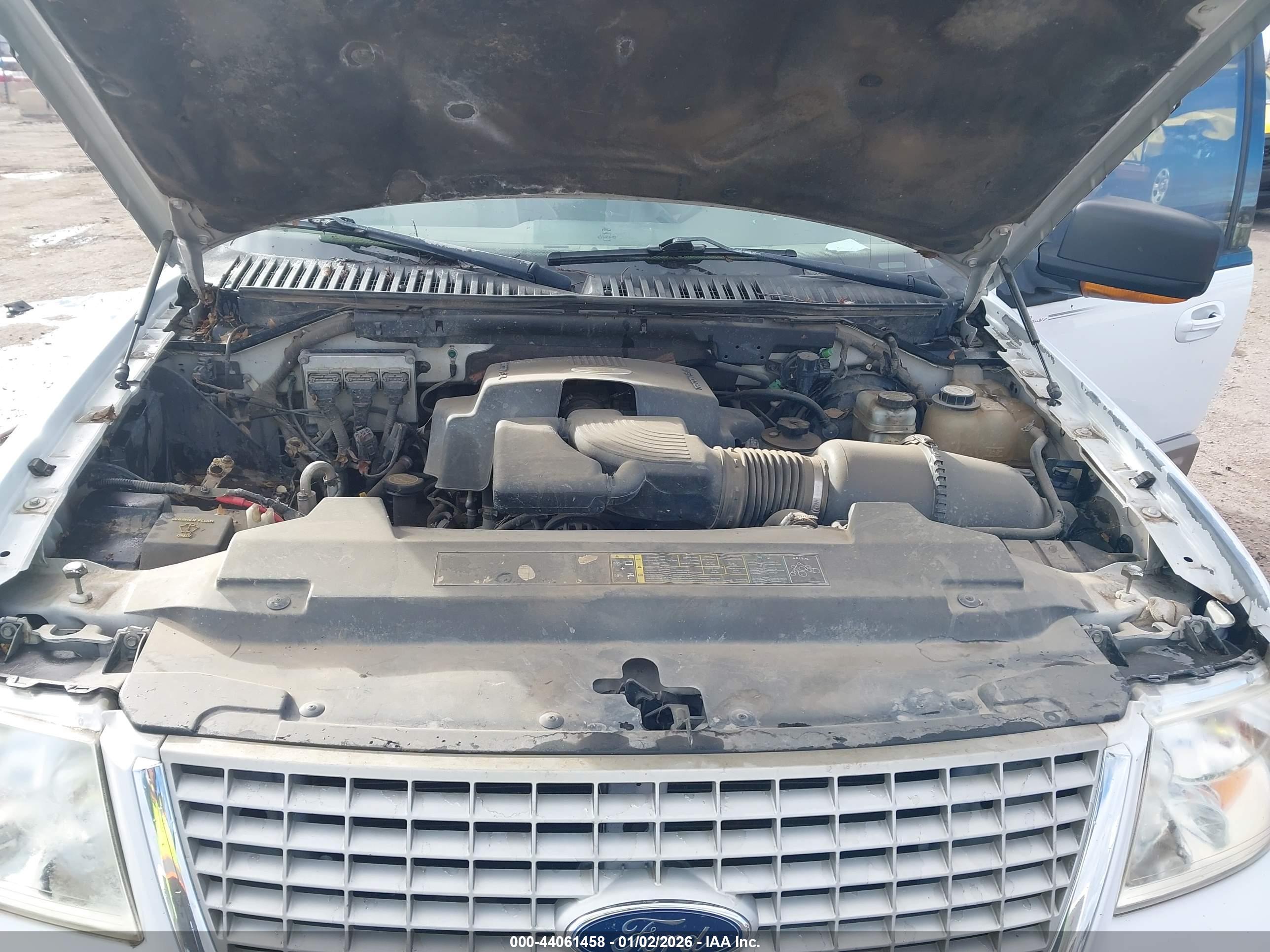 FORD EXPEDITION image 10