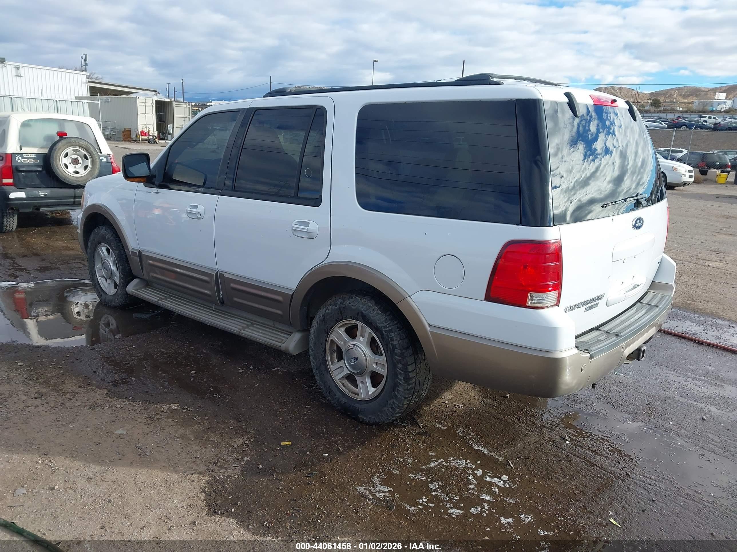 FORD EXPEDITION image 3