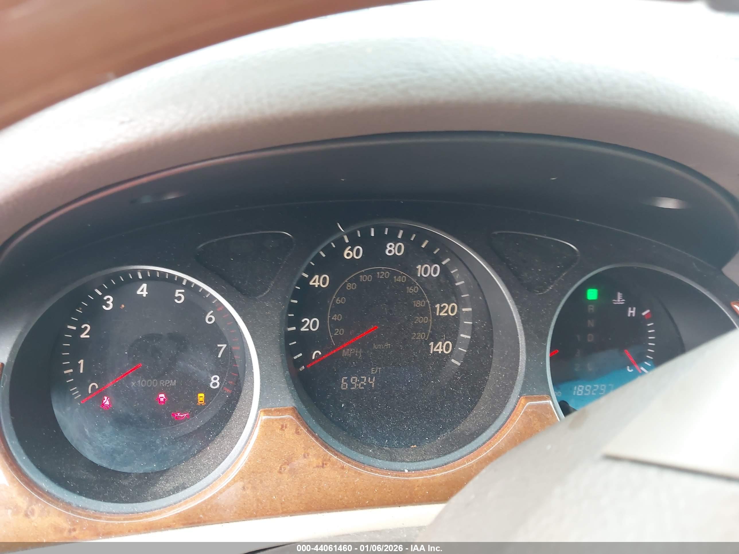 LEXUS ES image 7