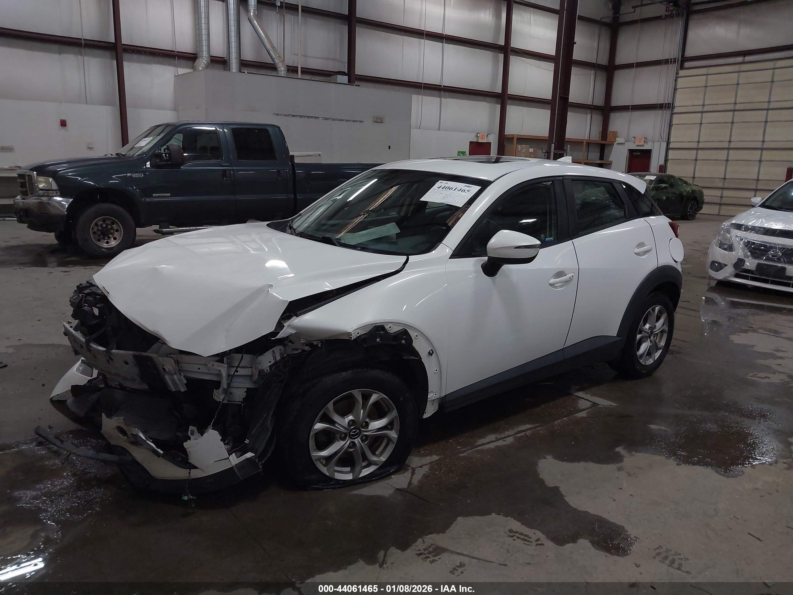 MAZDA CX-3 image 2