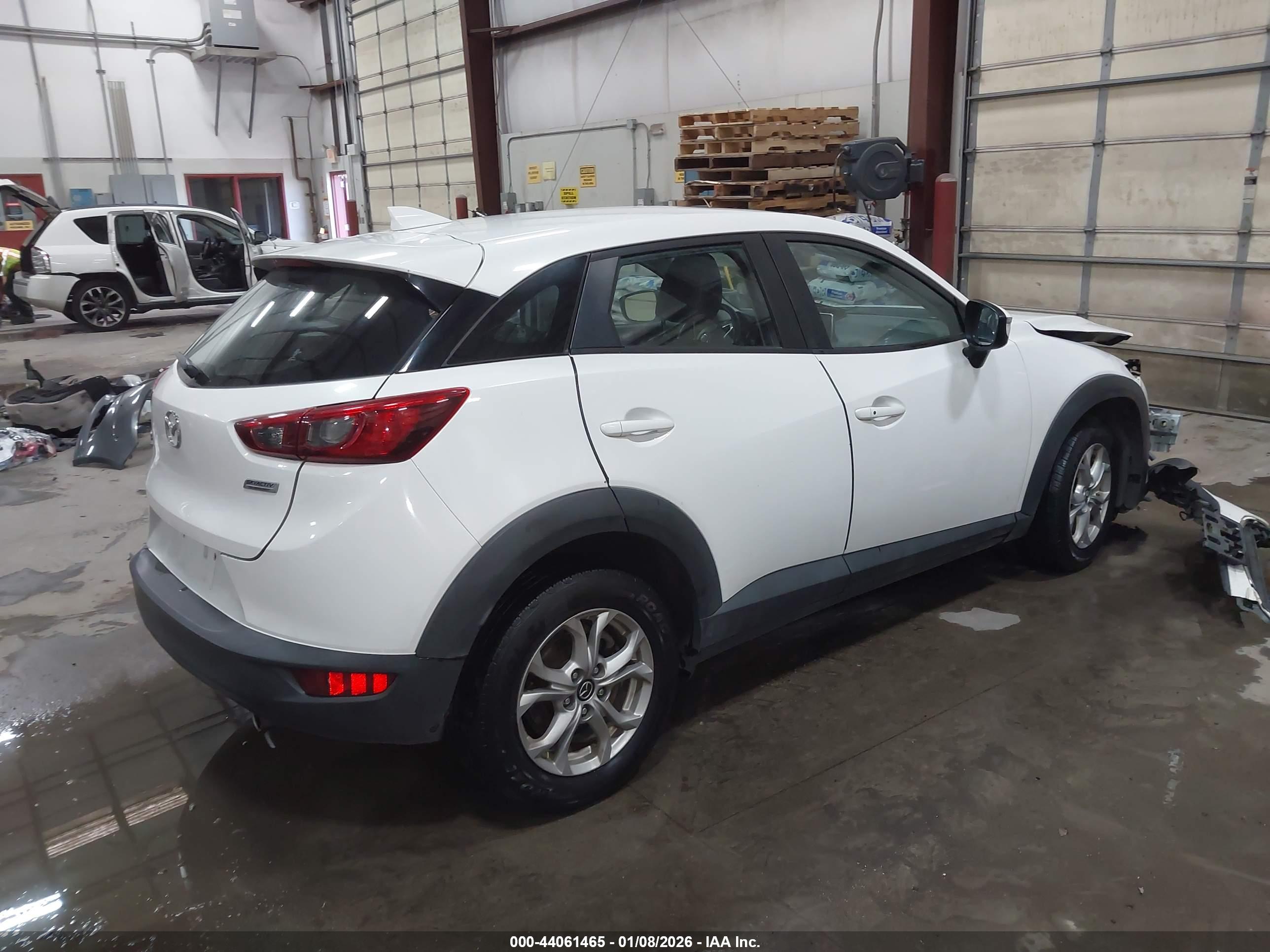 MAZDA CX-3 image 4