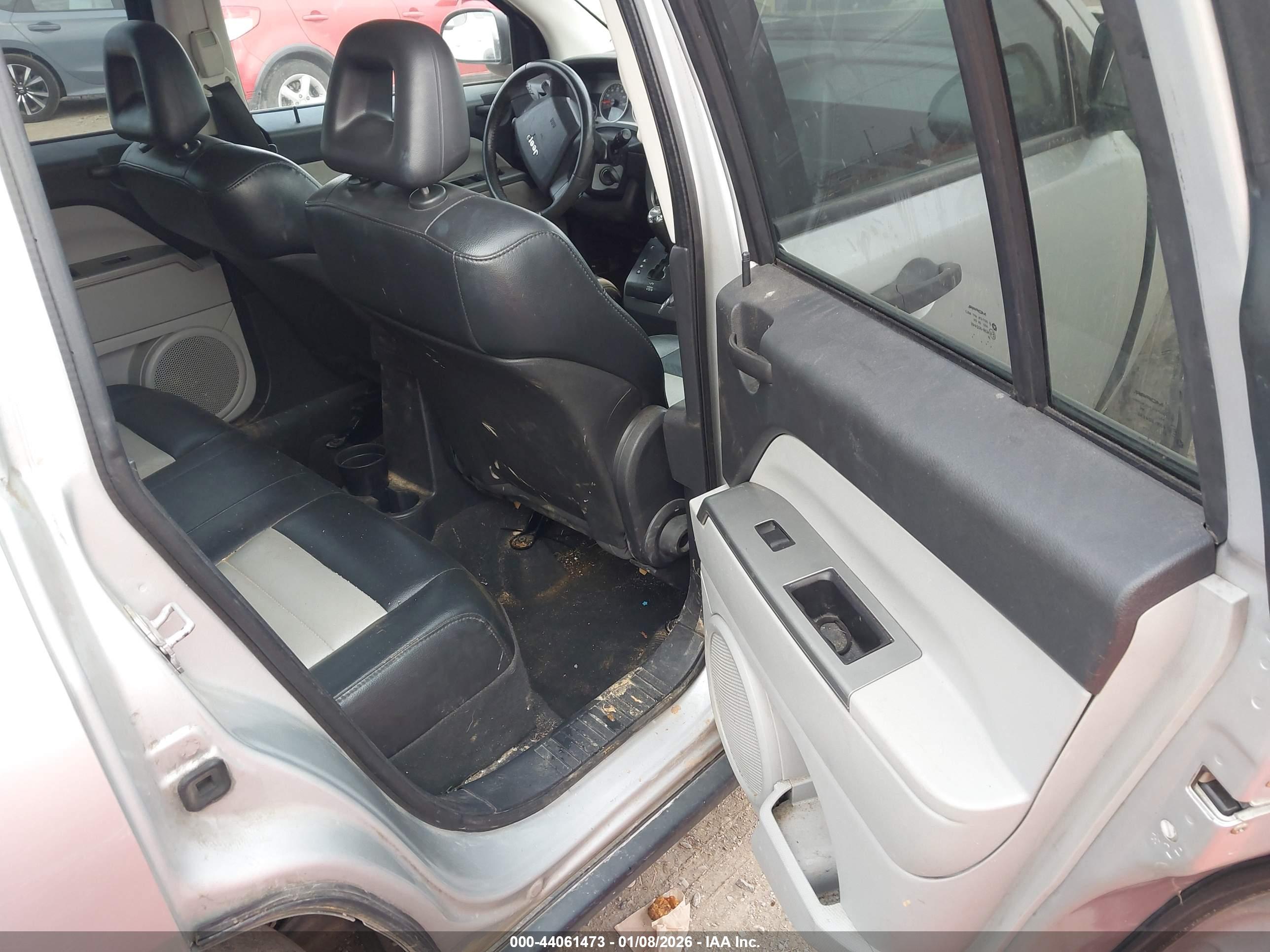 JEEP COMPASS image 8