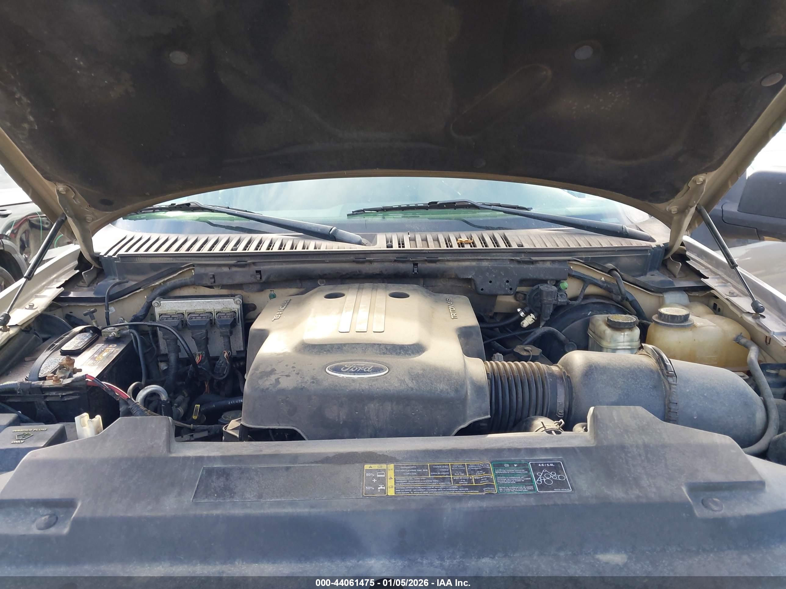 FORD EXPEDITION image 10