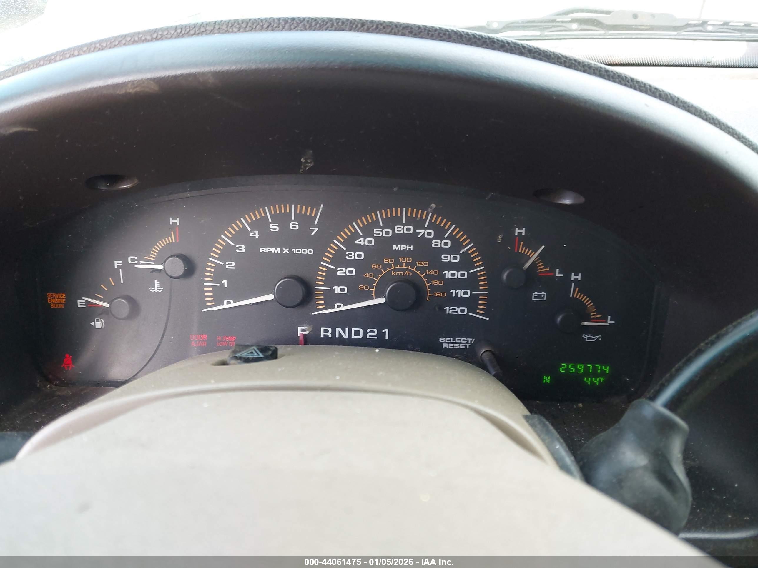 FORD EXPEDITION image 7