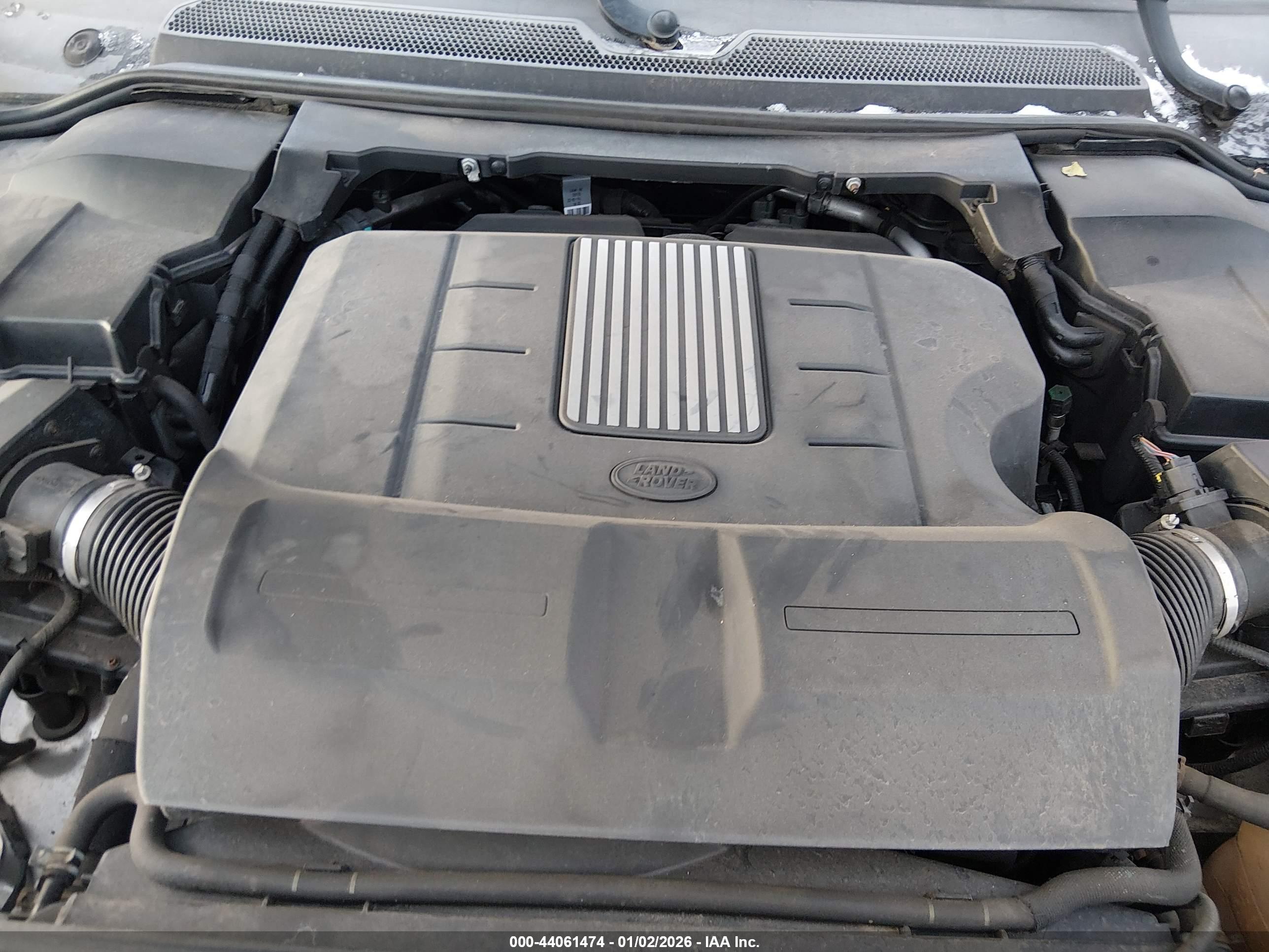 LAND ROVER image 10