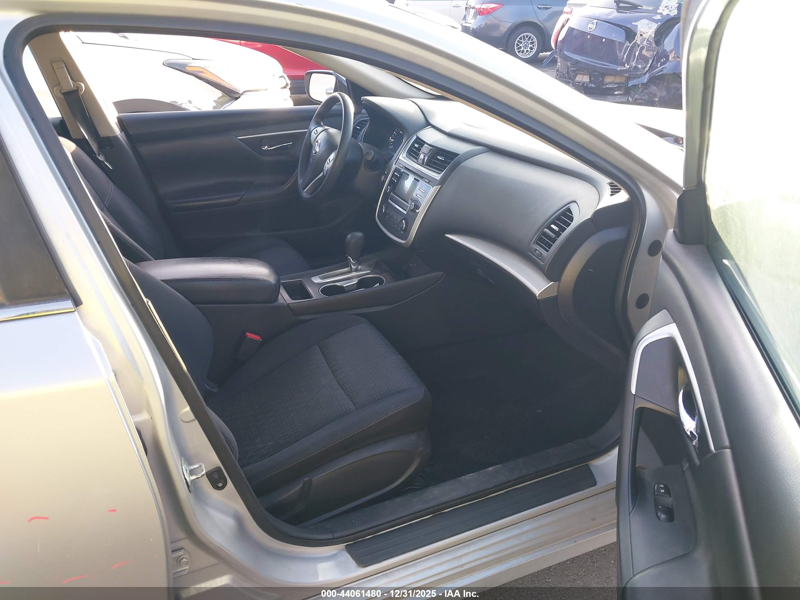 NISSAN ALTIMA image 5