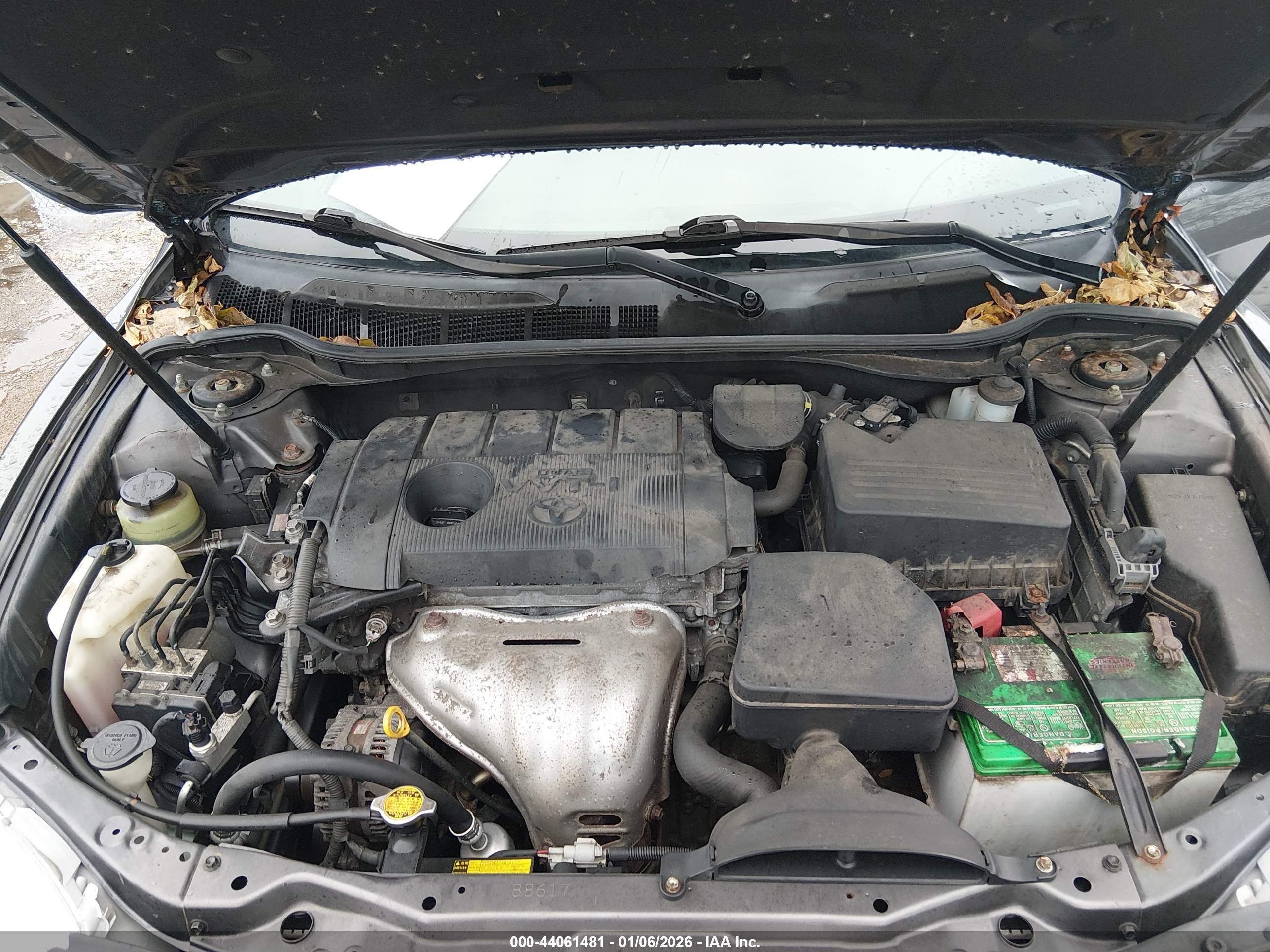 TOYOTA CAMRY image 10
