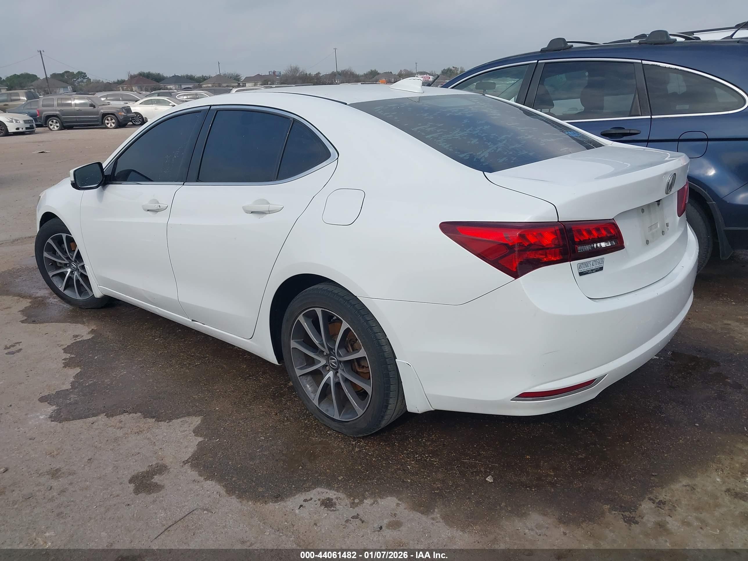 ACURA TLX image 3