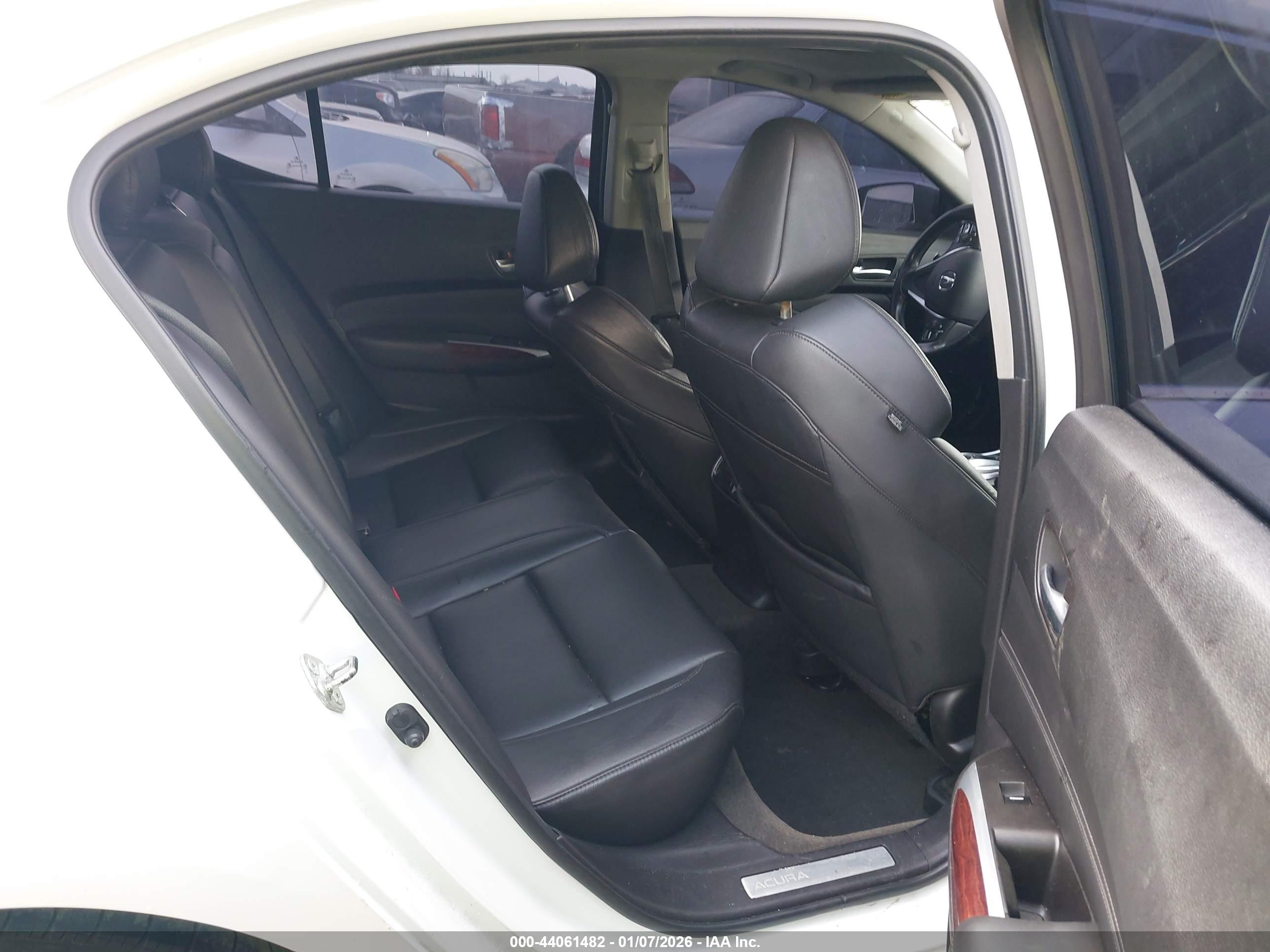 ACURA TLX image 8