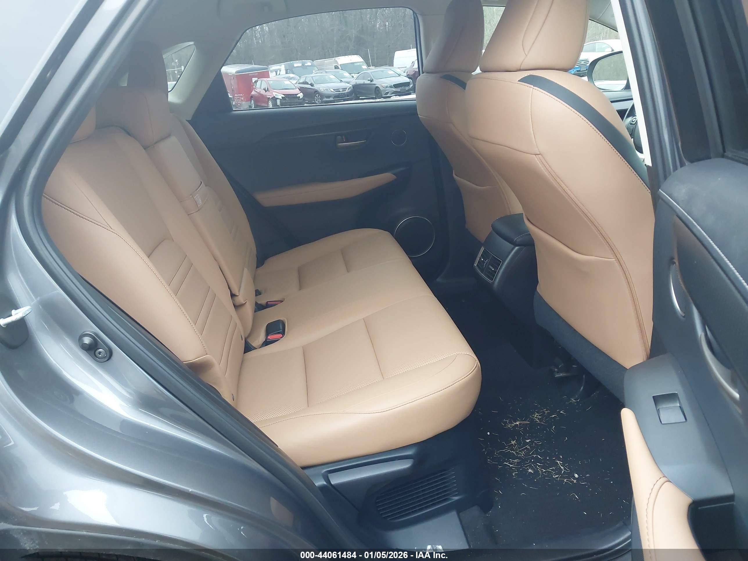 LEXUS NX image 8