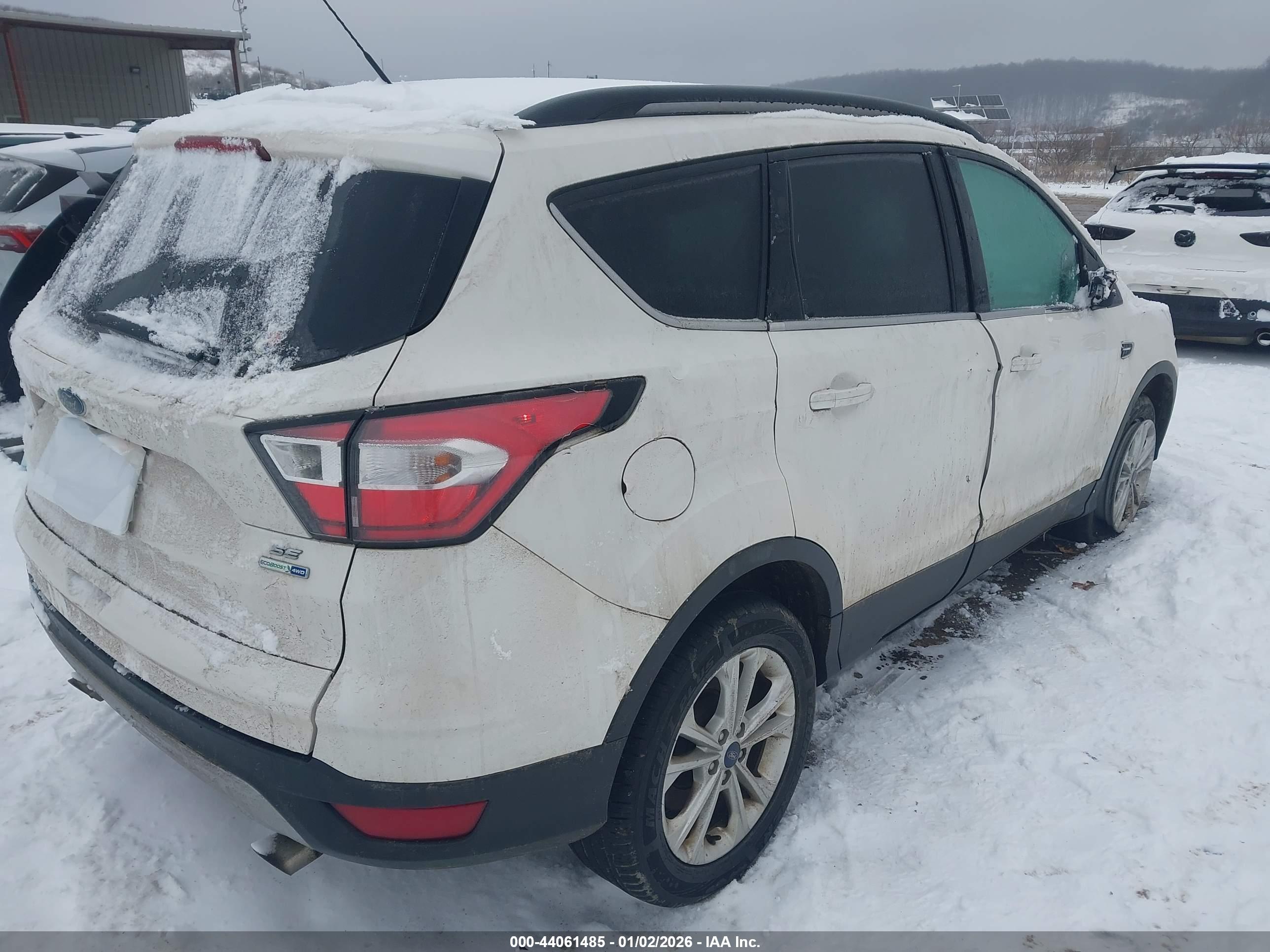 FORD ESCAPE image 4