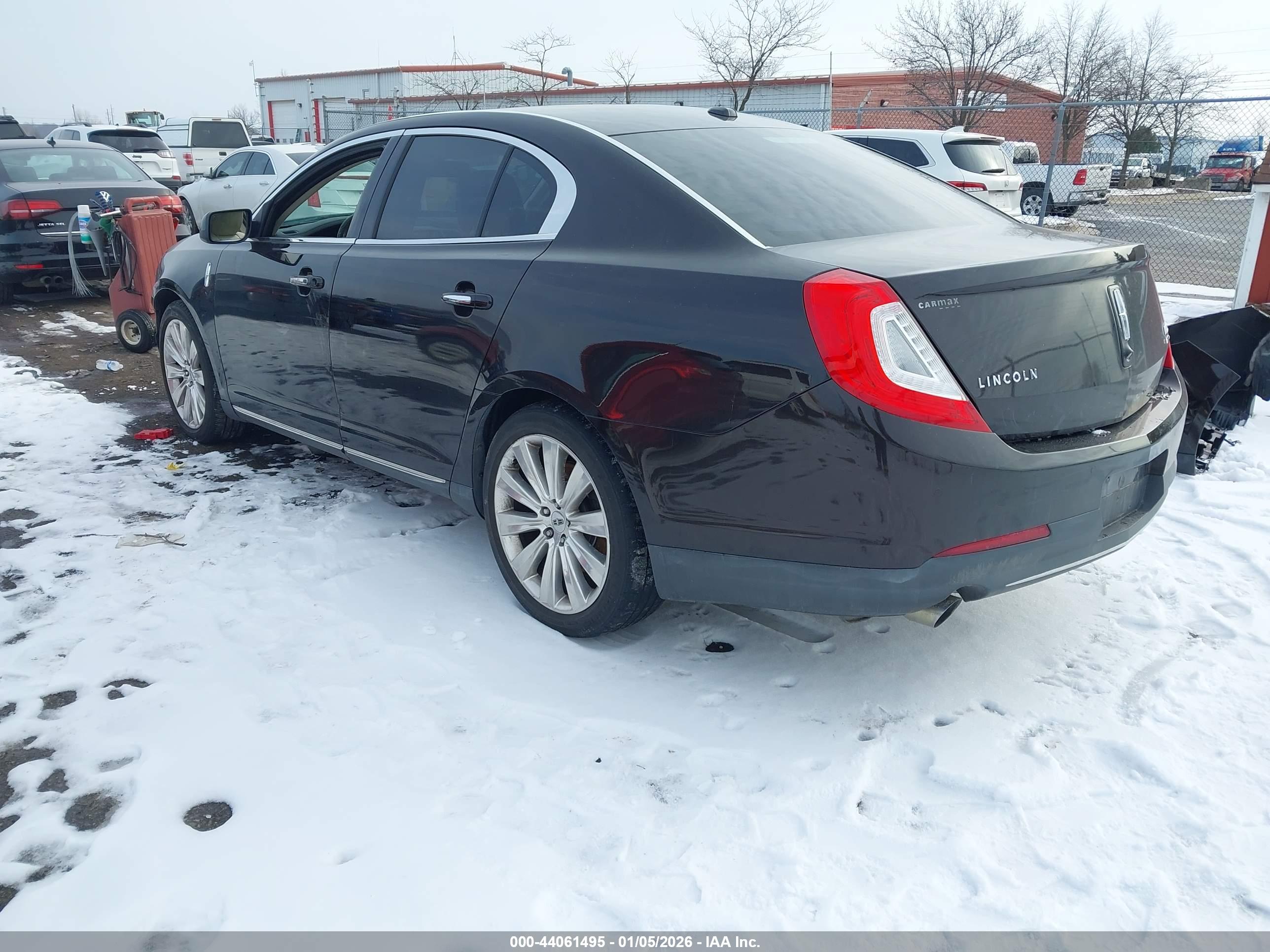 LINCOLN MKS image 3