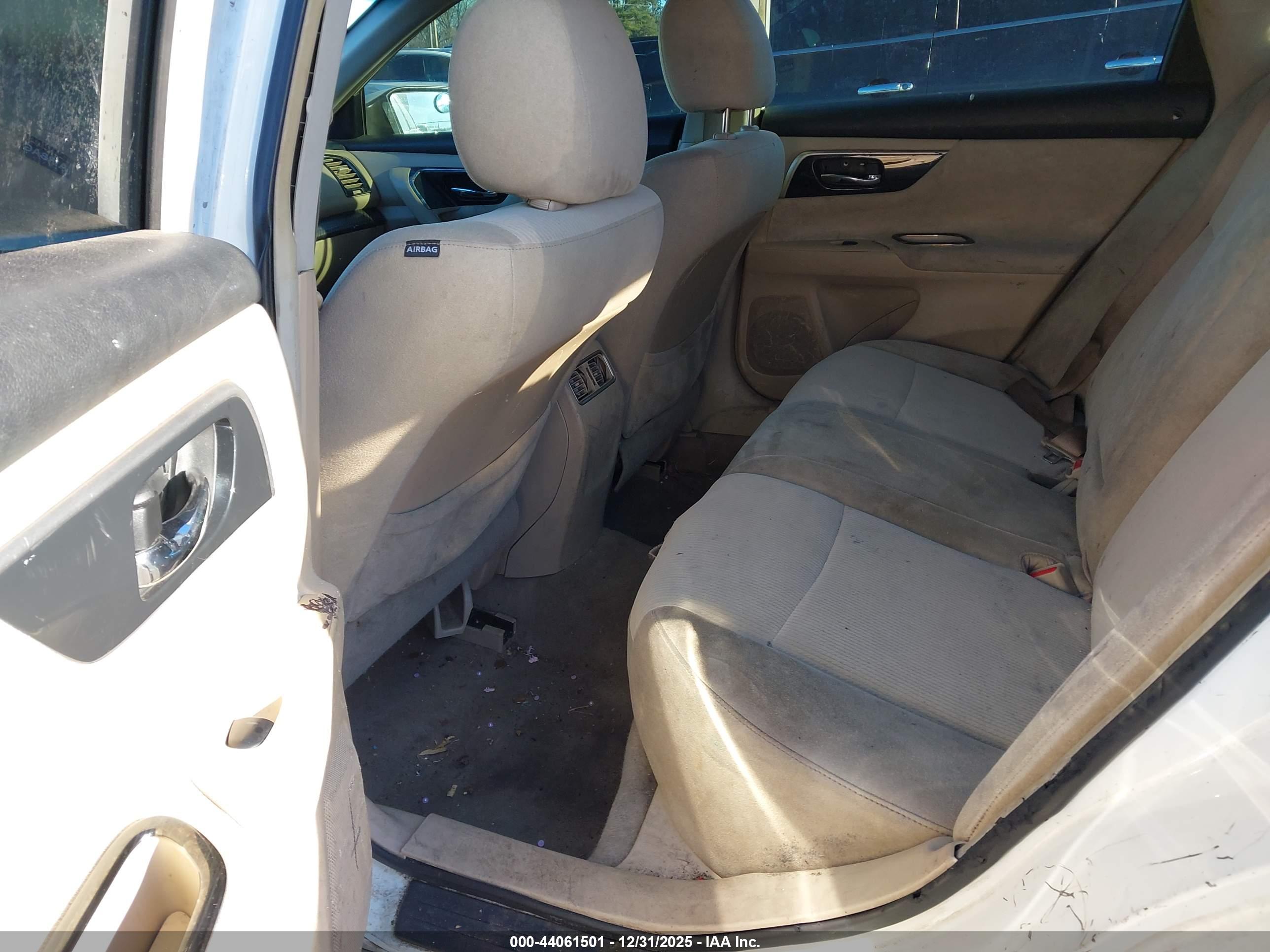 NISSAN ALTIMA image 8