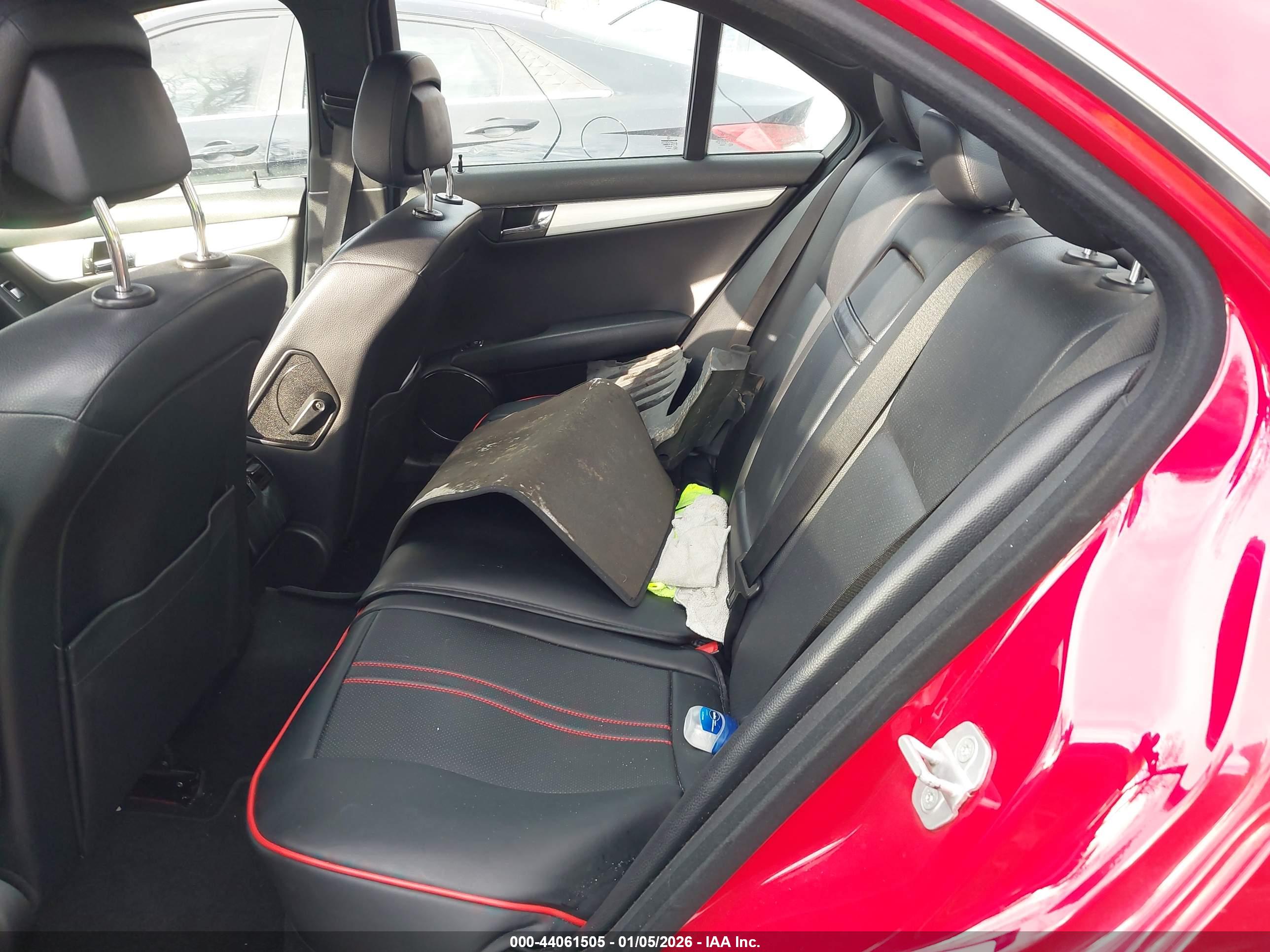 MERCEDES-BENZ C image 8
