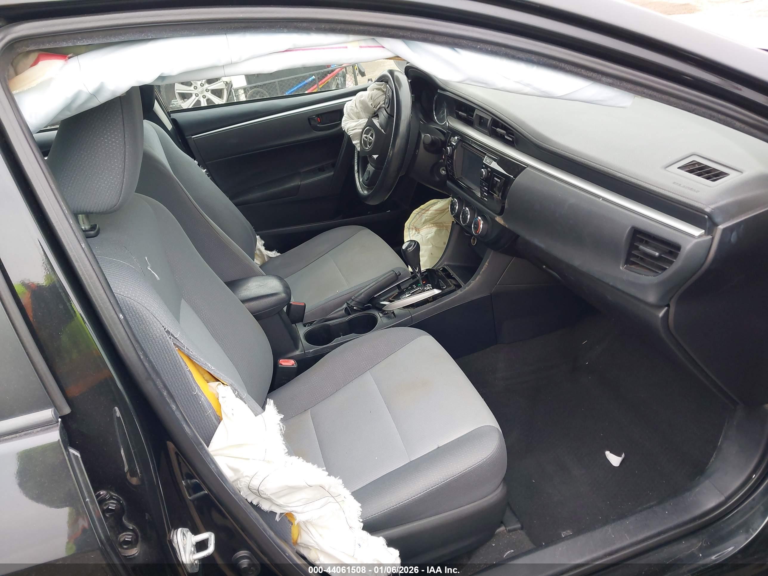 TOYOTA COROLLA image 5