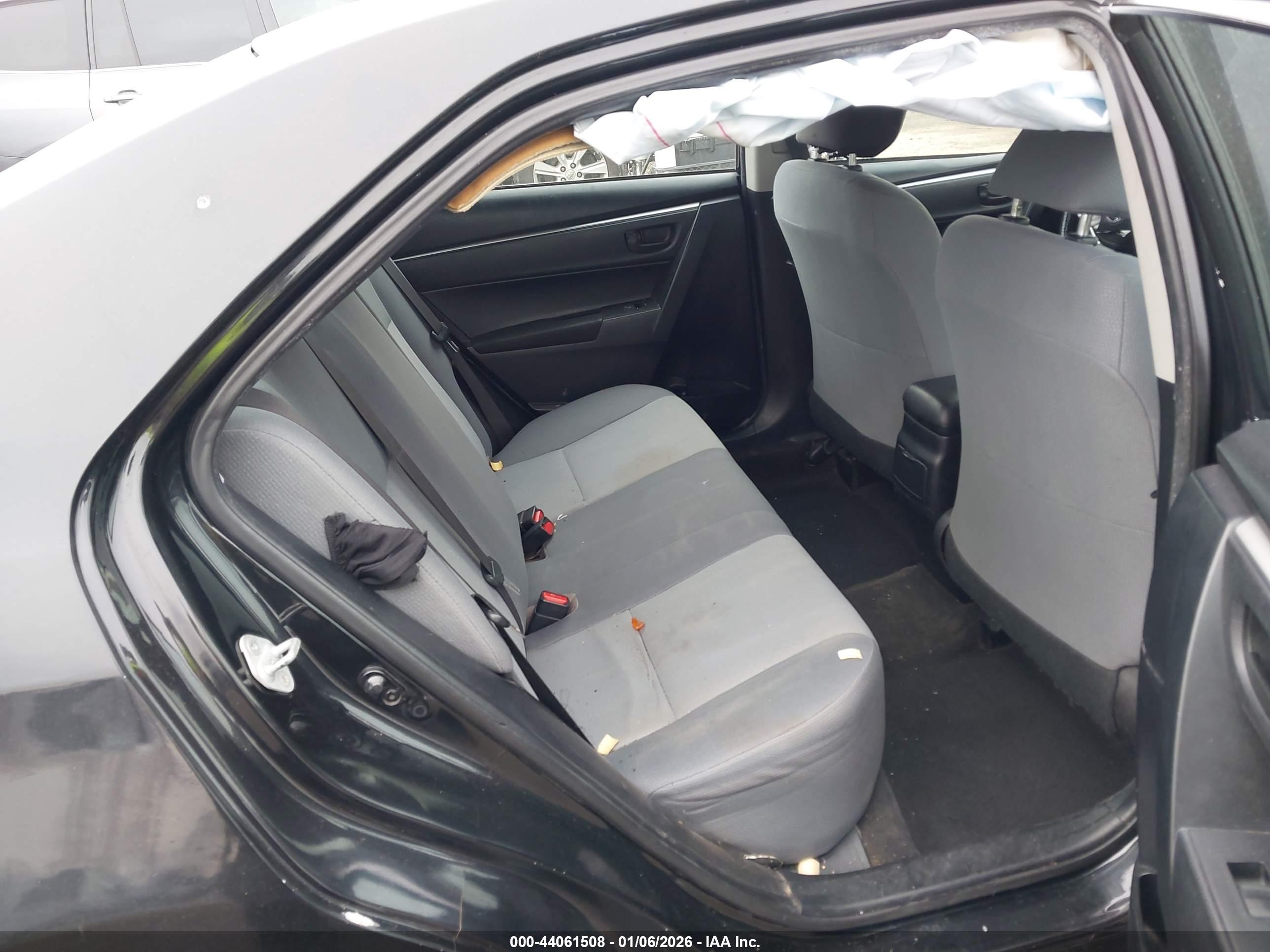 TOYOTA COROLLA image 8