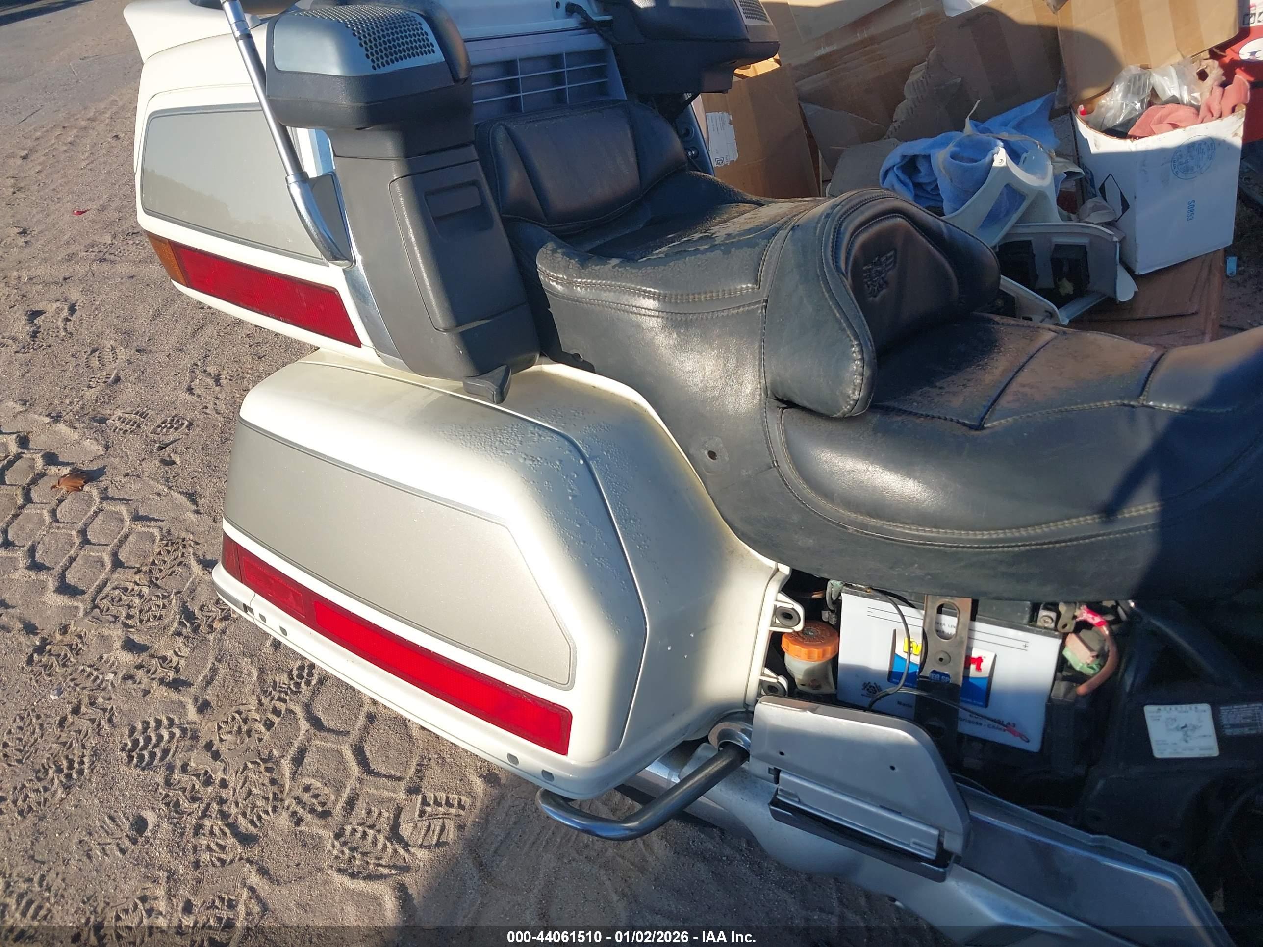 HONDA GL1500 image 8
