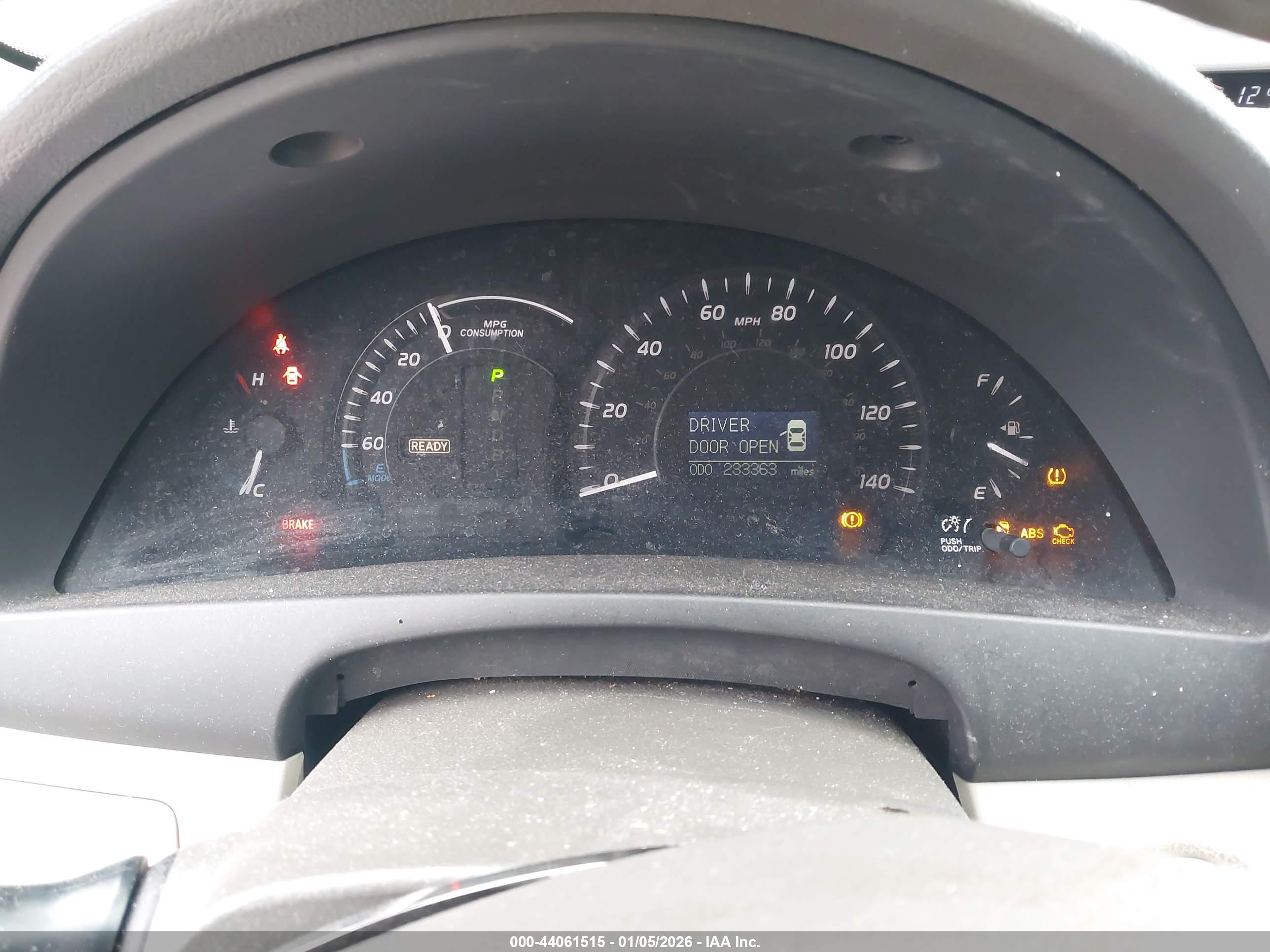 TOYOTA CAMRY image 7