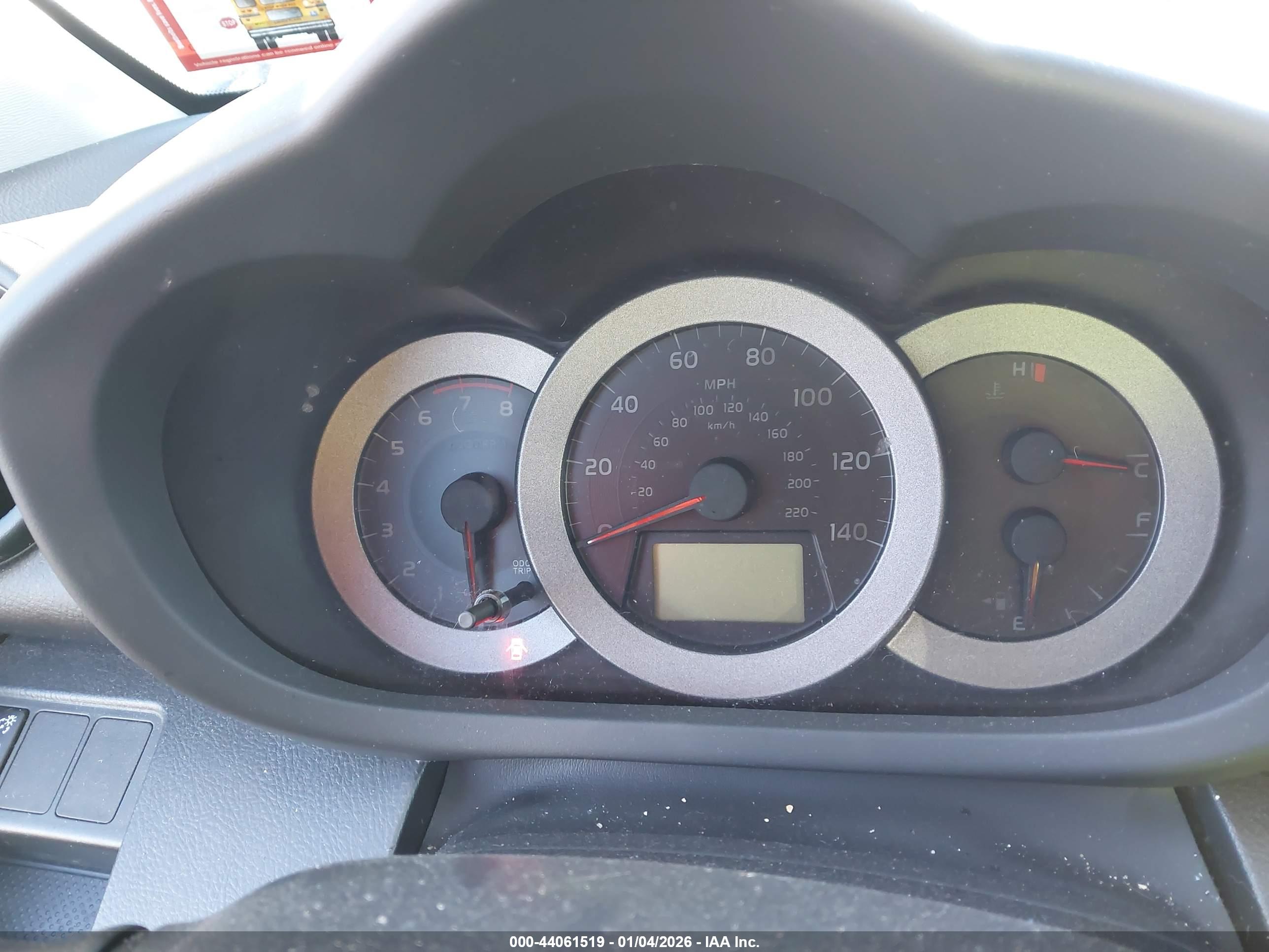 TOYOTA RAV4 image 7