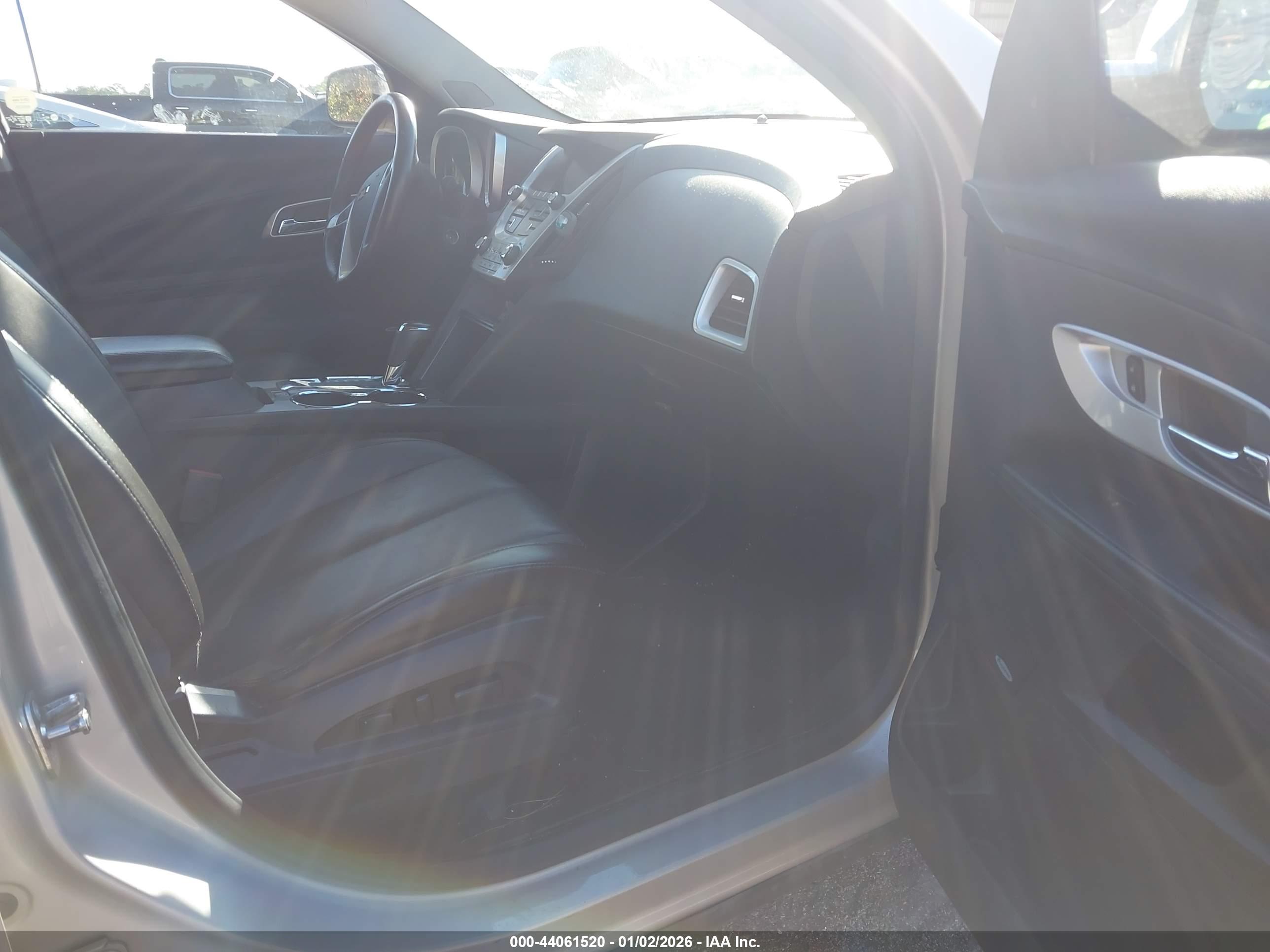 CHEVROLET EQUINOX image 5