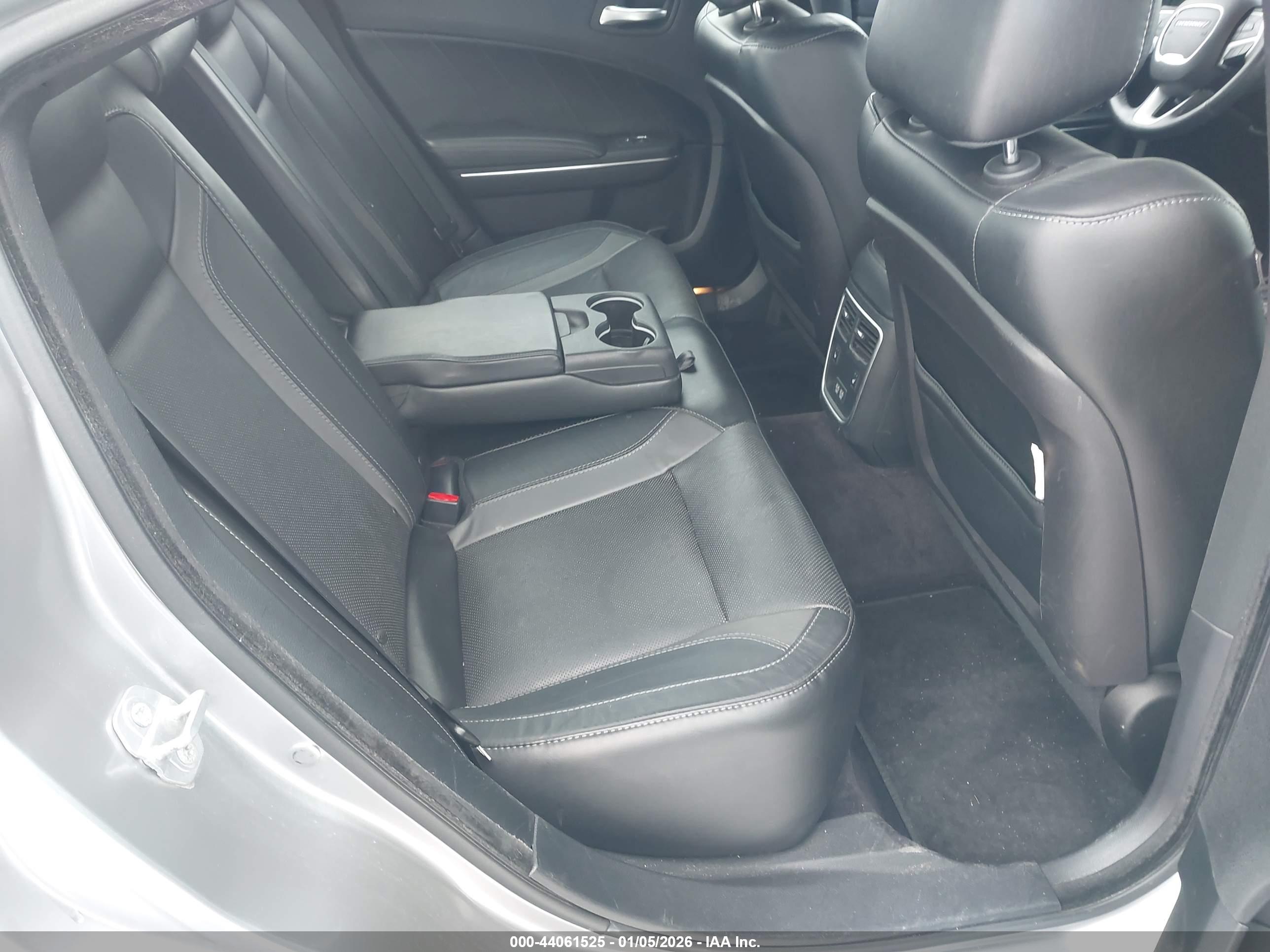 DODGE CHARGER image 8