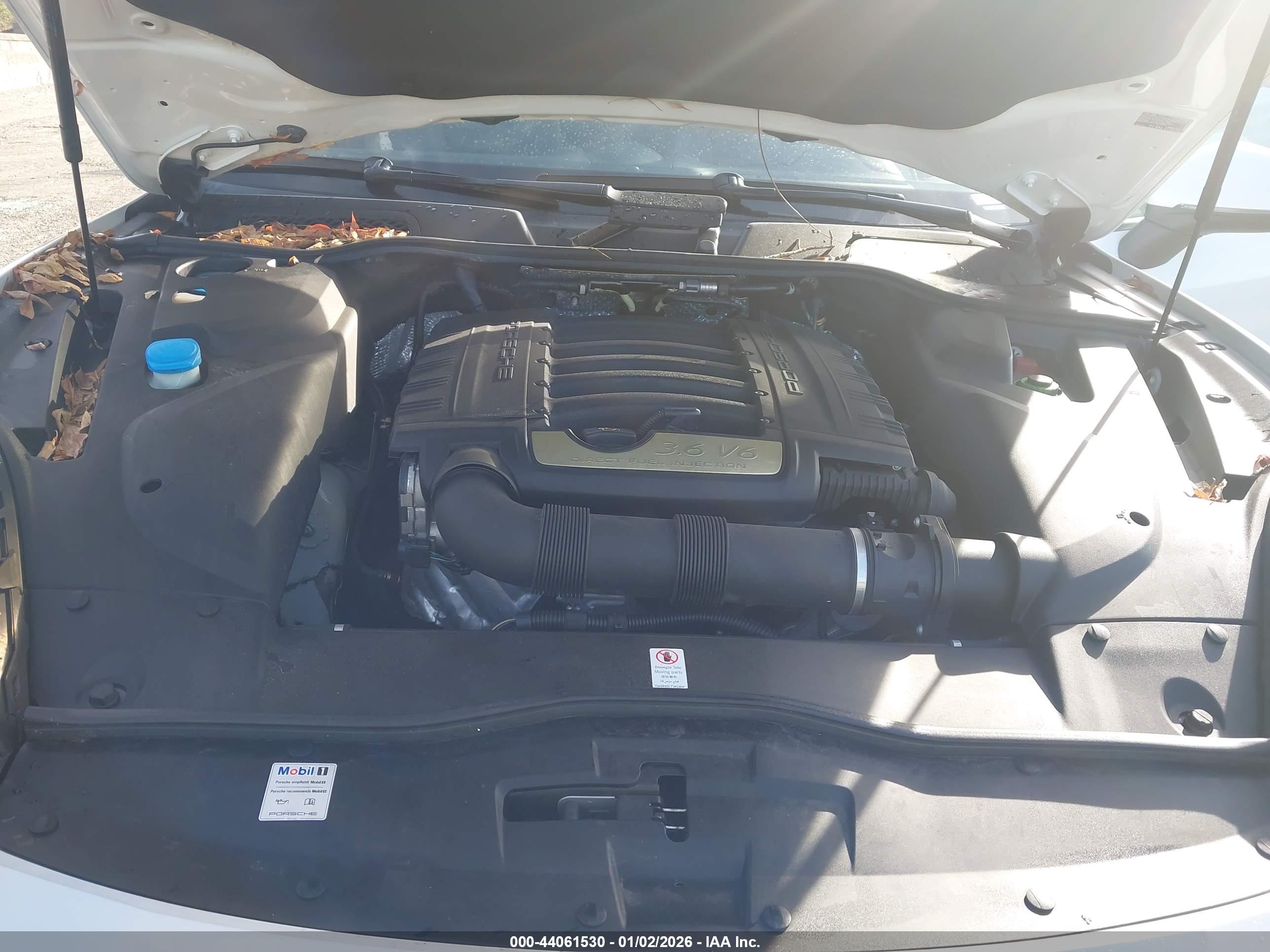PORSCHE CAYENNE image 10