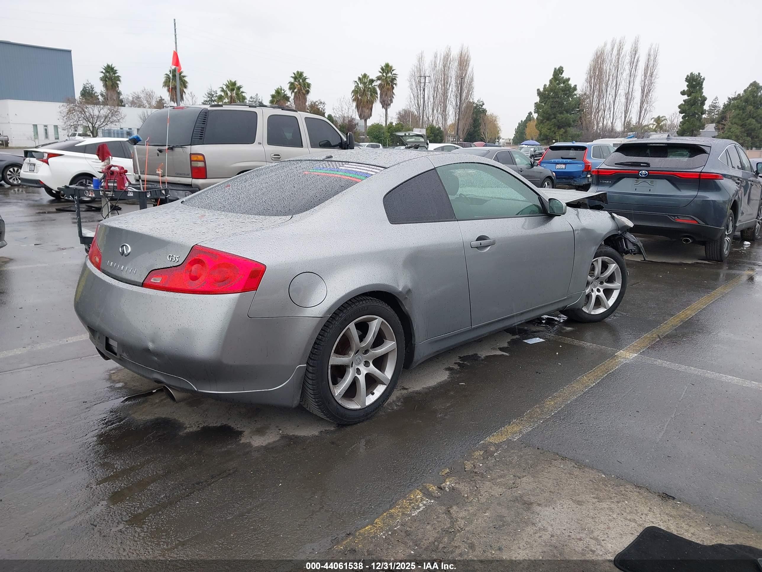 INFINITI G35 image 4