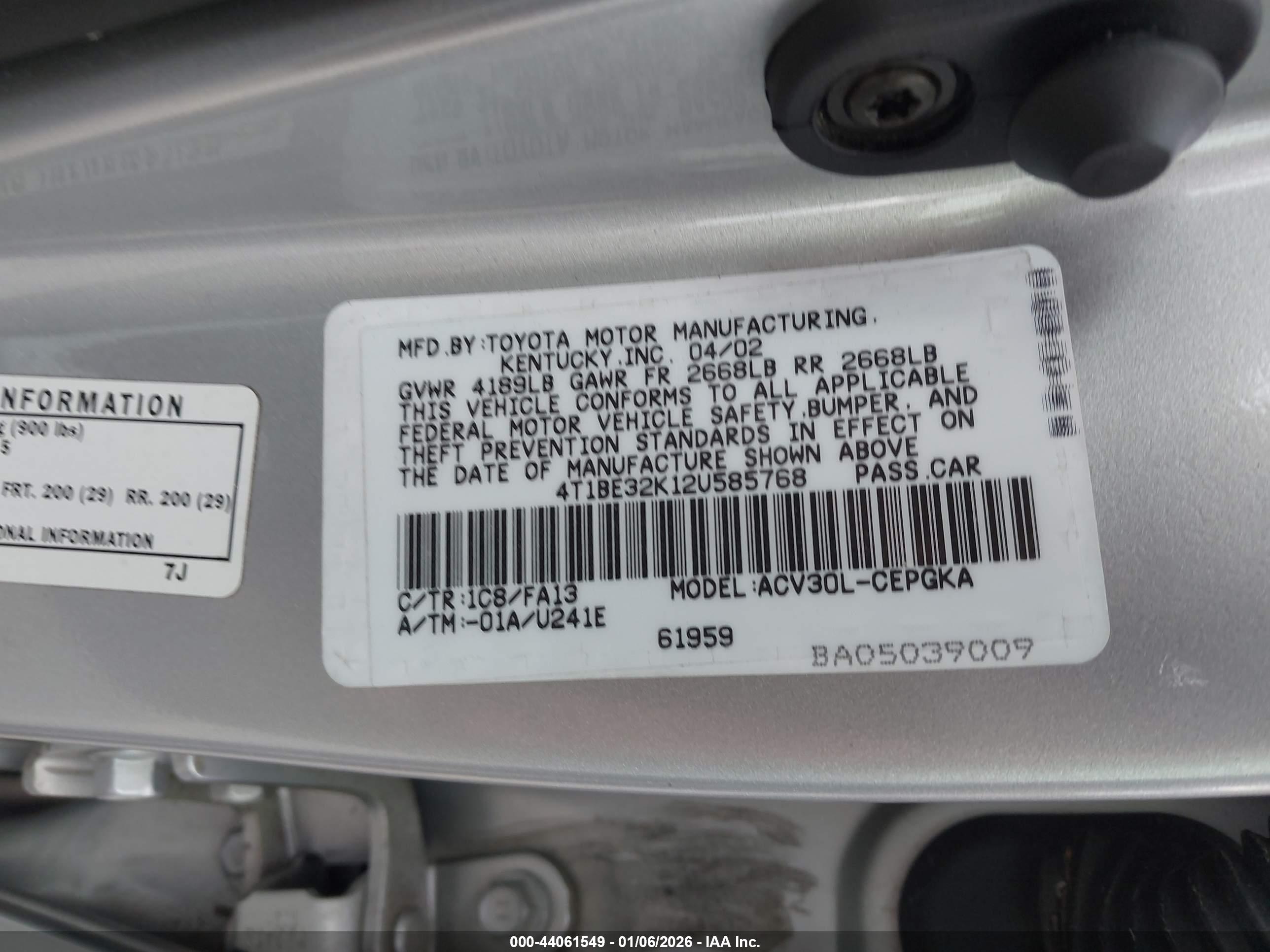 TOYOTA CAMRY image 9