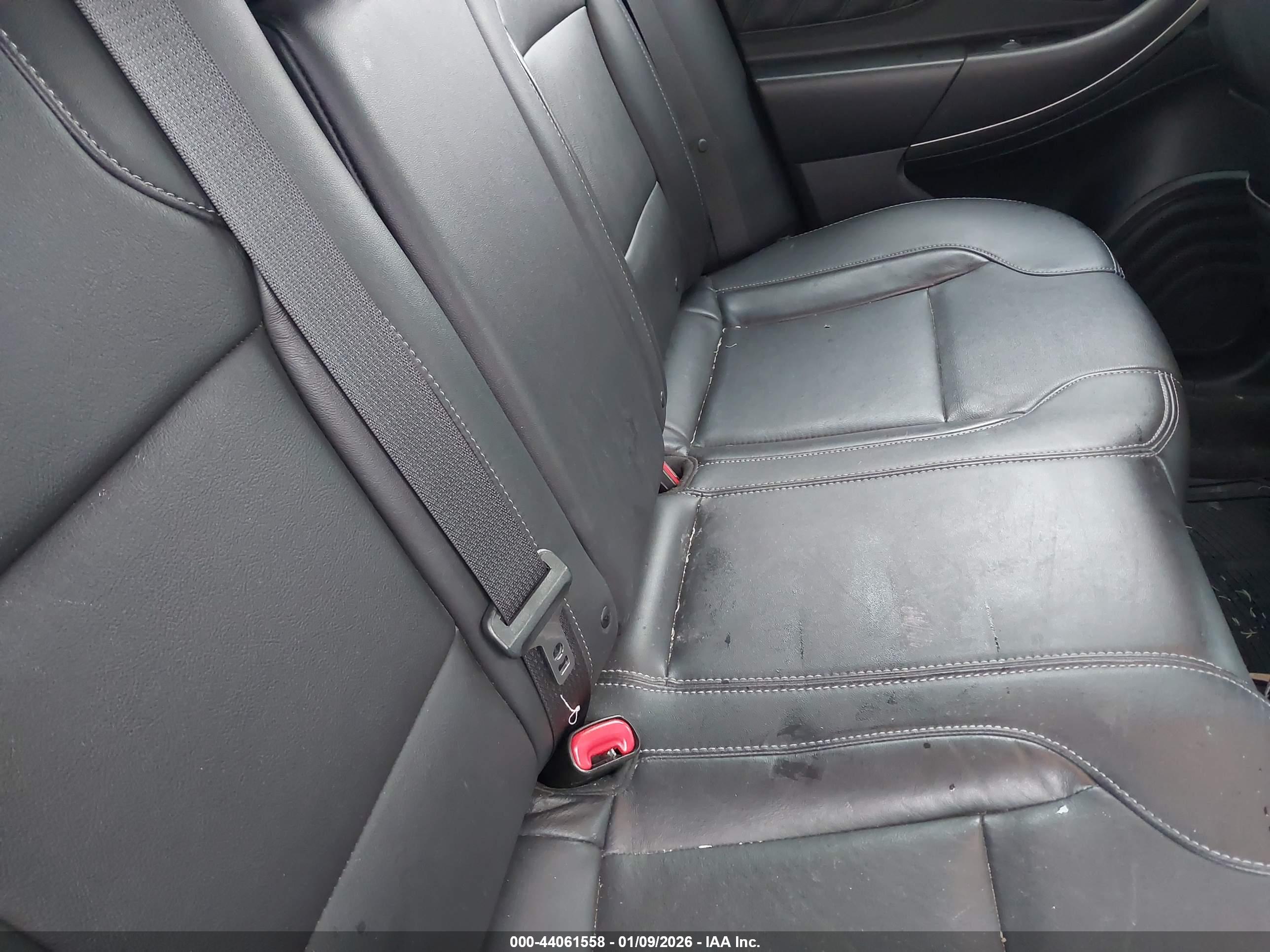 FORD TAURUS image 8